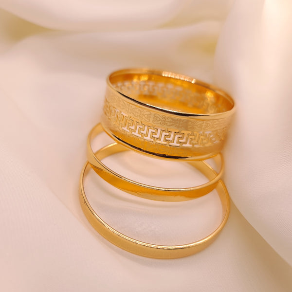 Designer Elegant golden Artificial 3pc Bangles for Girls/Women