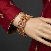 Zarina Leaflet Openable Bangle for Girls/Women