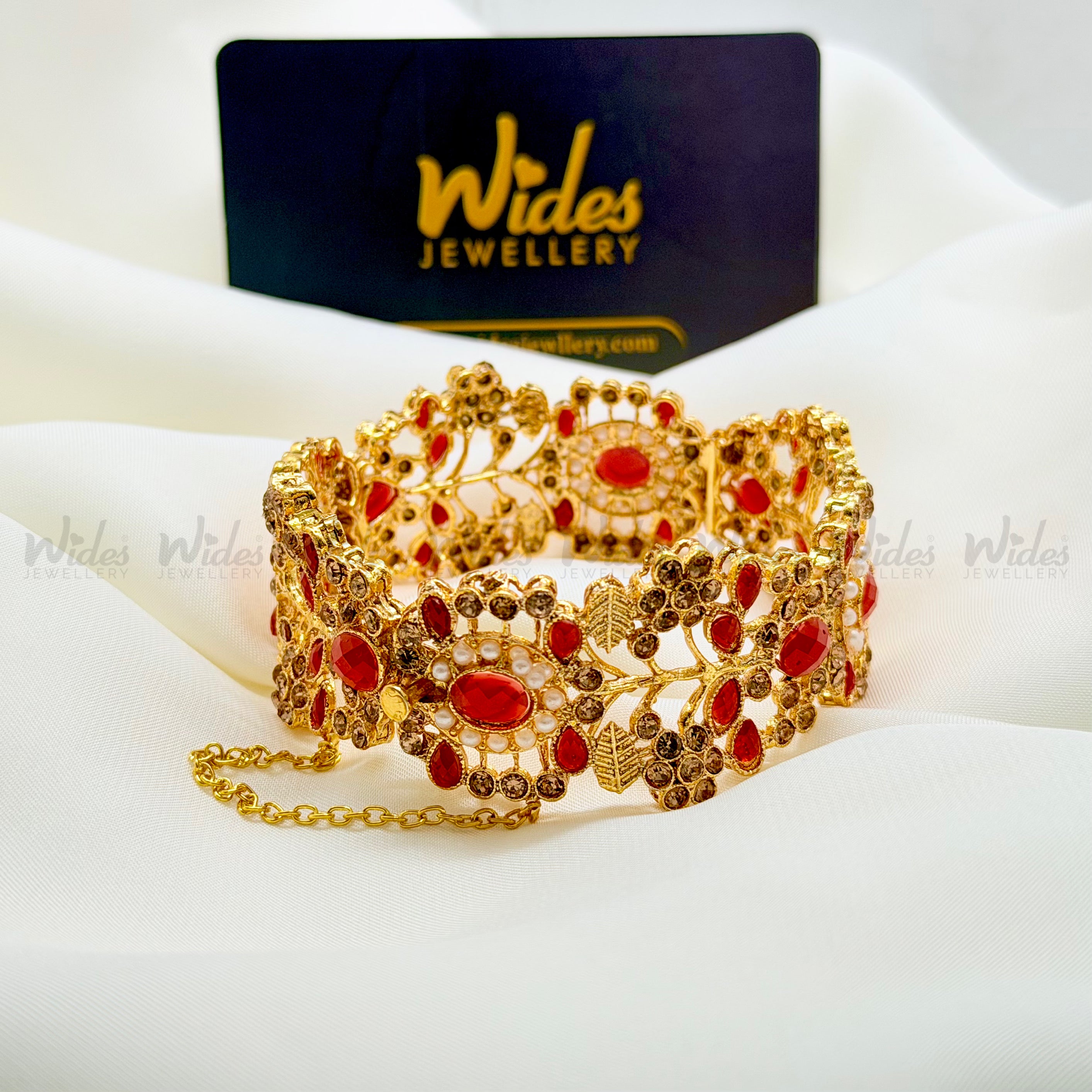 Zarina Leaflet Openable Bangle for Girls/Women