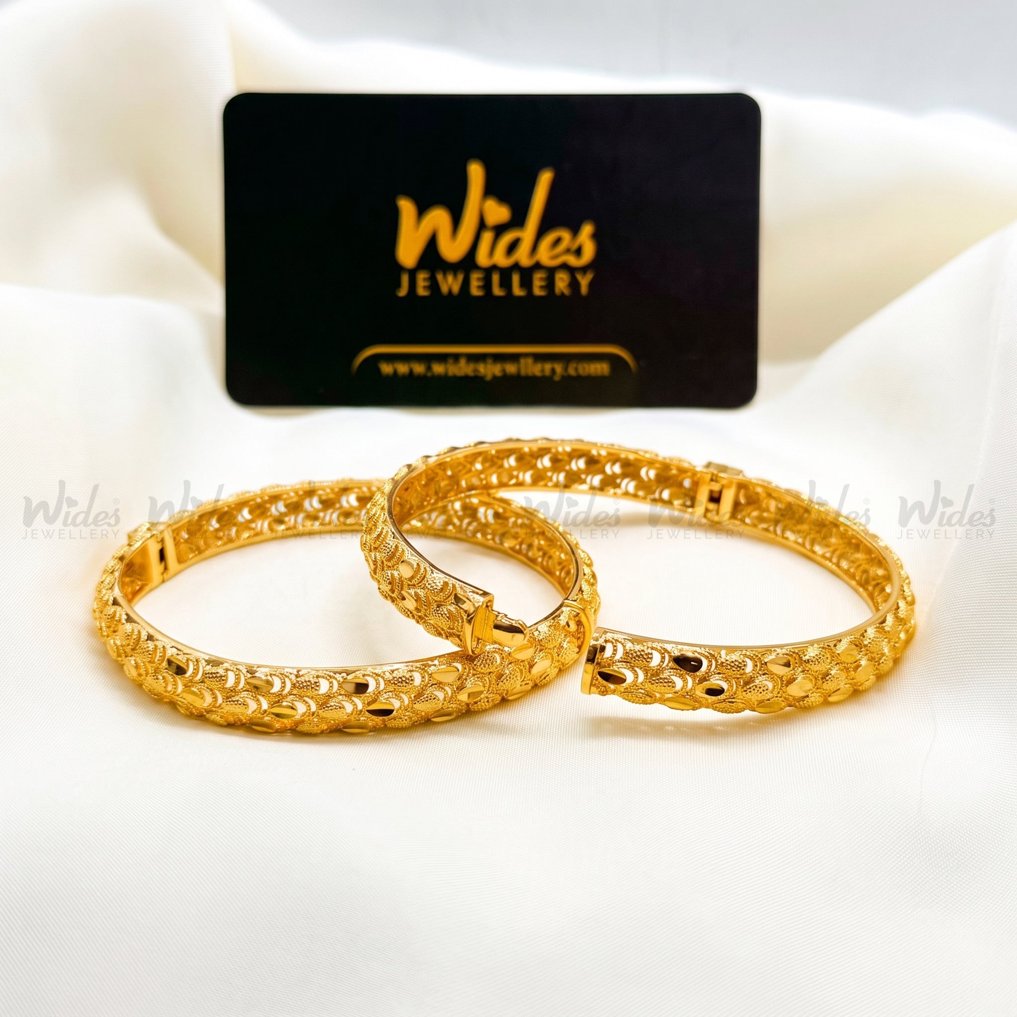 Classic Textured Openable Bangles for Girls/Women