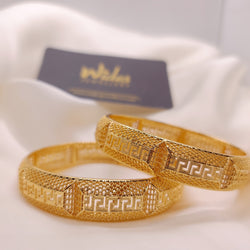 Charming Design Golden Artificial Kary/Bangles for Girls/Women