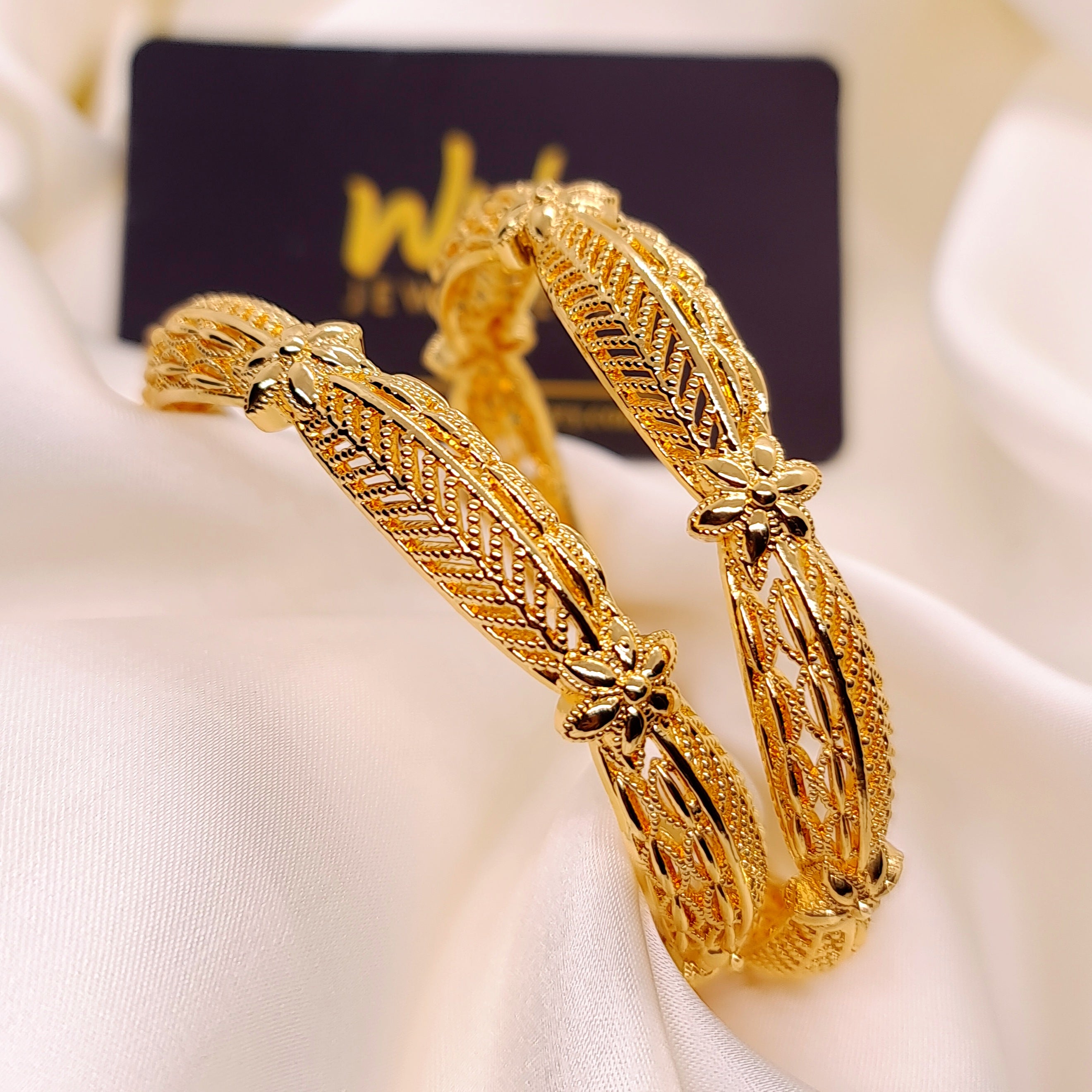 Prettiest Floral Design Bangles for Girls/Women