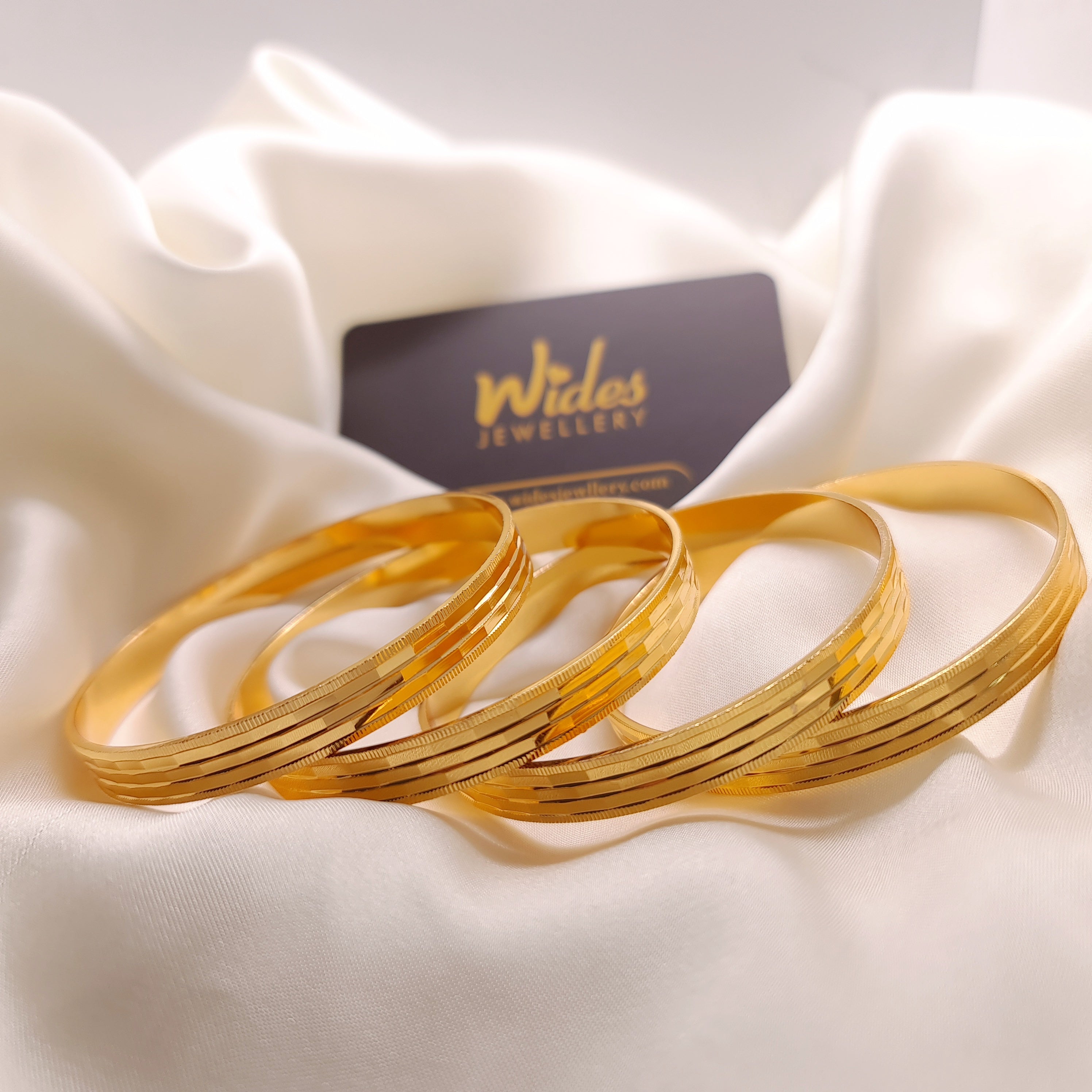 4 Pcs Gold-Plated Luxury Bangles Set for Girls/Women