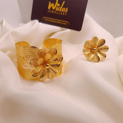 Floral Embossed Kara &amp; Ring Set for Girls/Women