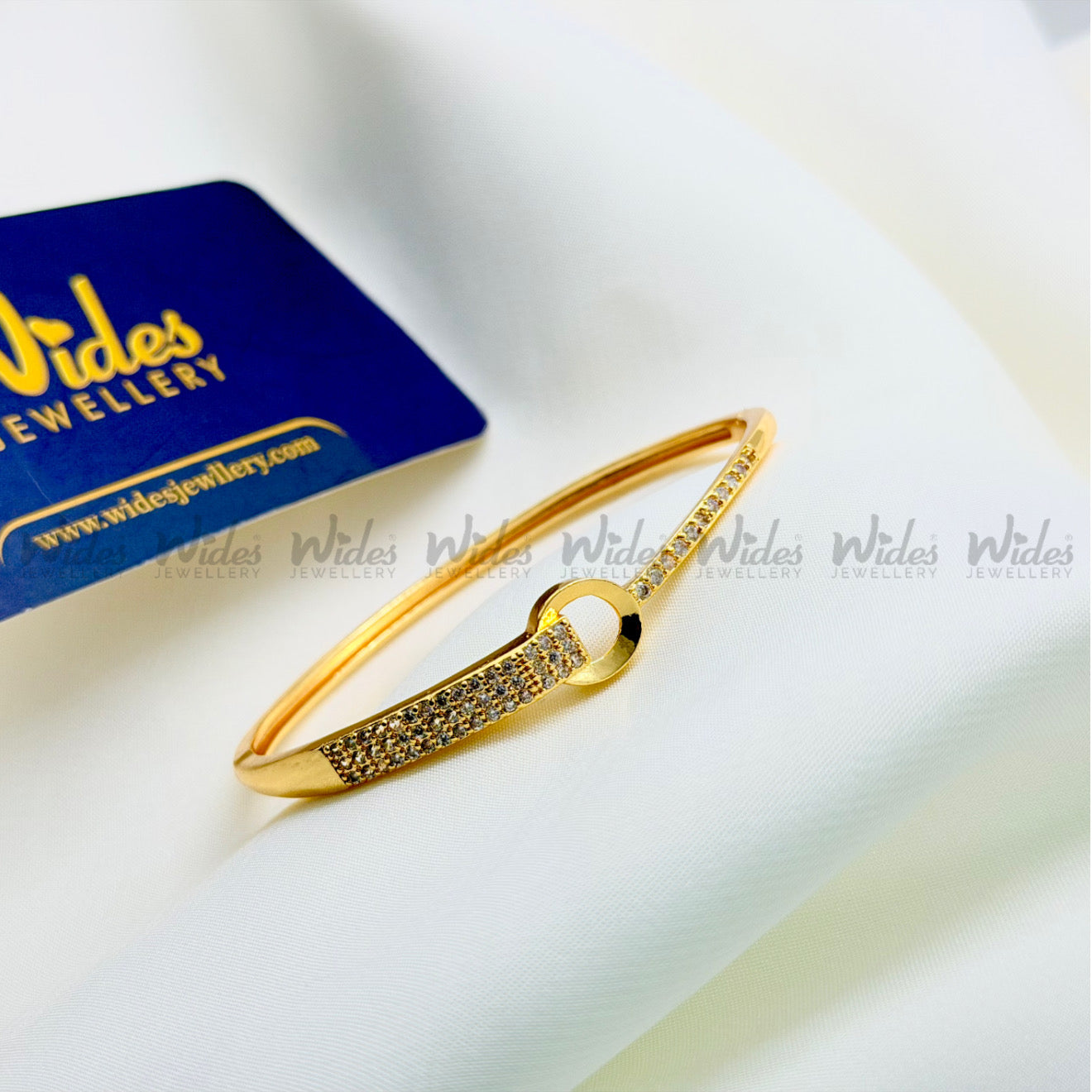 Modern Orbit Bracelet for Girls/Women