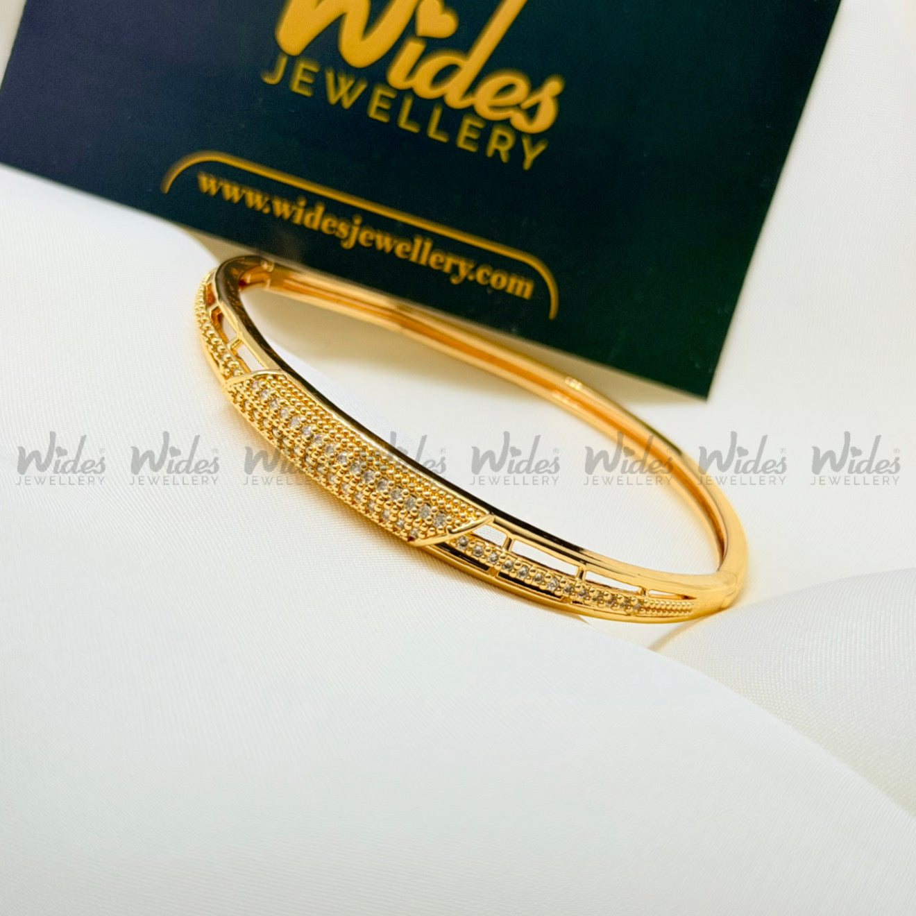 Shahi Triple-Band Bracelet for Girls/Women