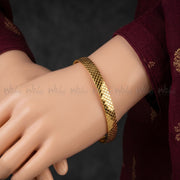 Vortex Scale Open Bracelet for Girls/Women