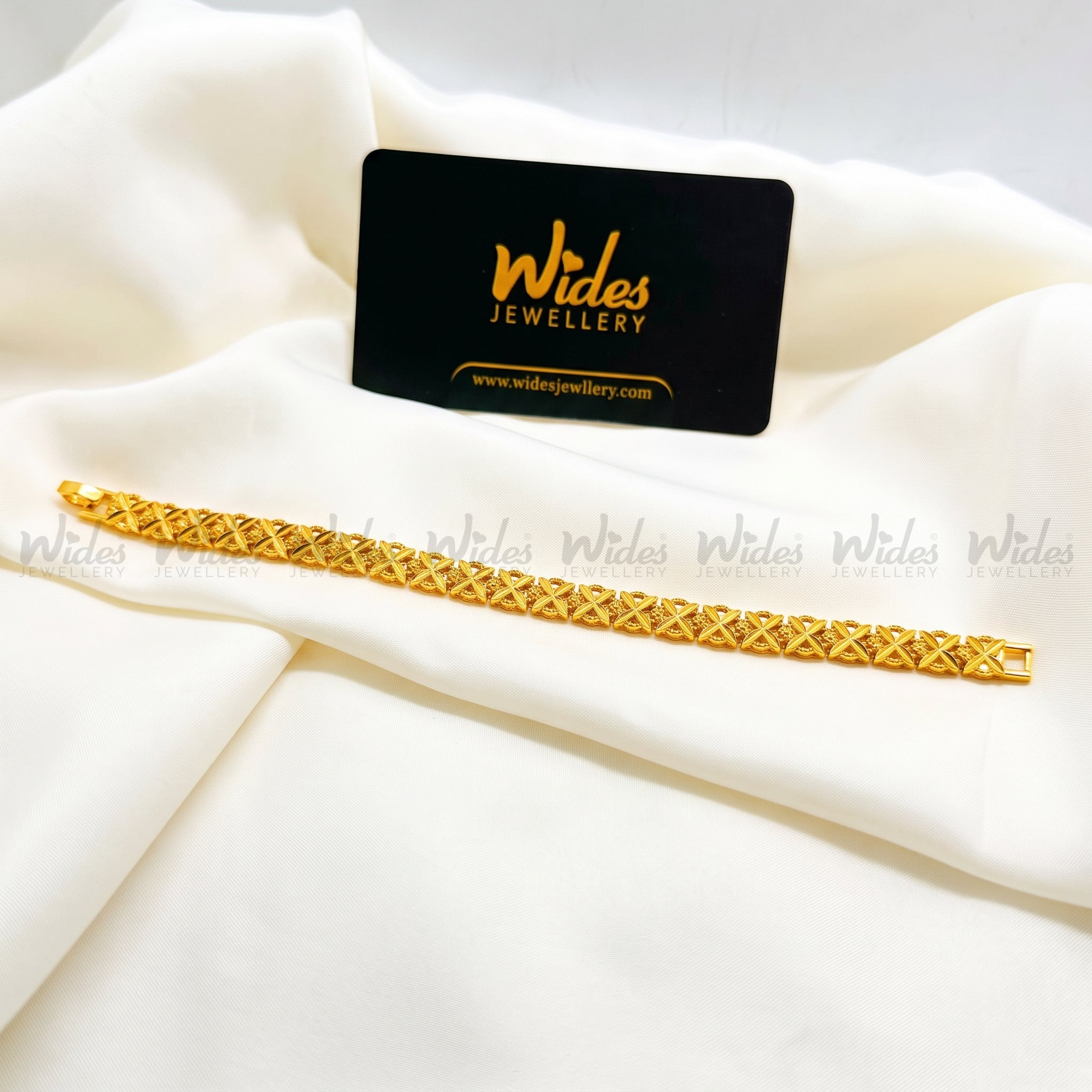 Petal Link Bracelet for Girls/Women