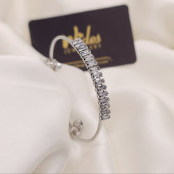 Stylish Fancy Black Ziron Crystal (Golden & Silver) Bracelet for Girls/Women