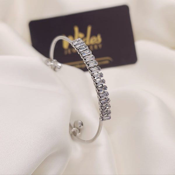 Stylish Fancy Black Ziron Crystal (Golden & Silver) Bracelet for Girls/Women