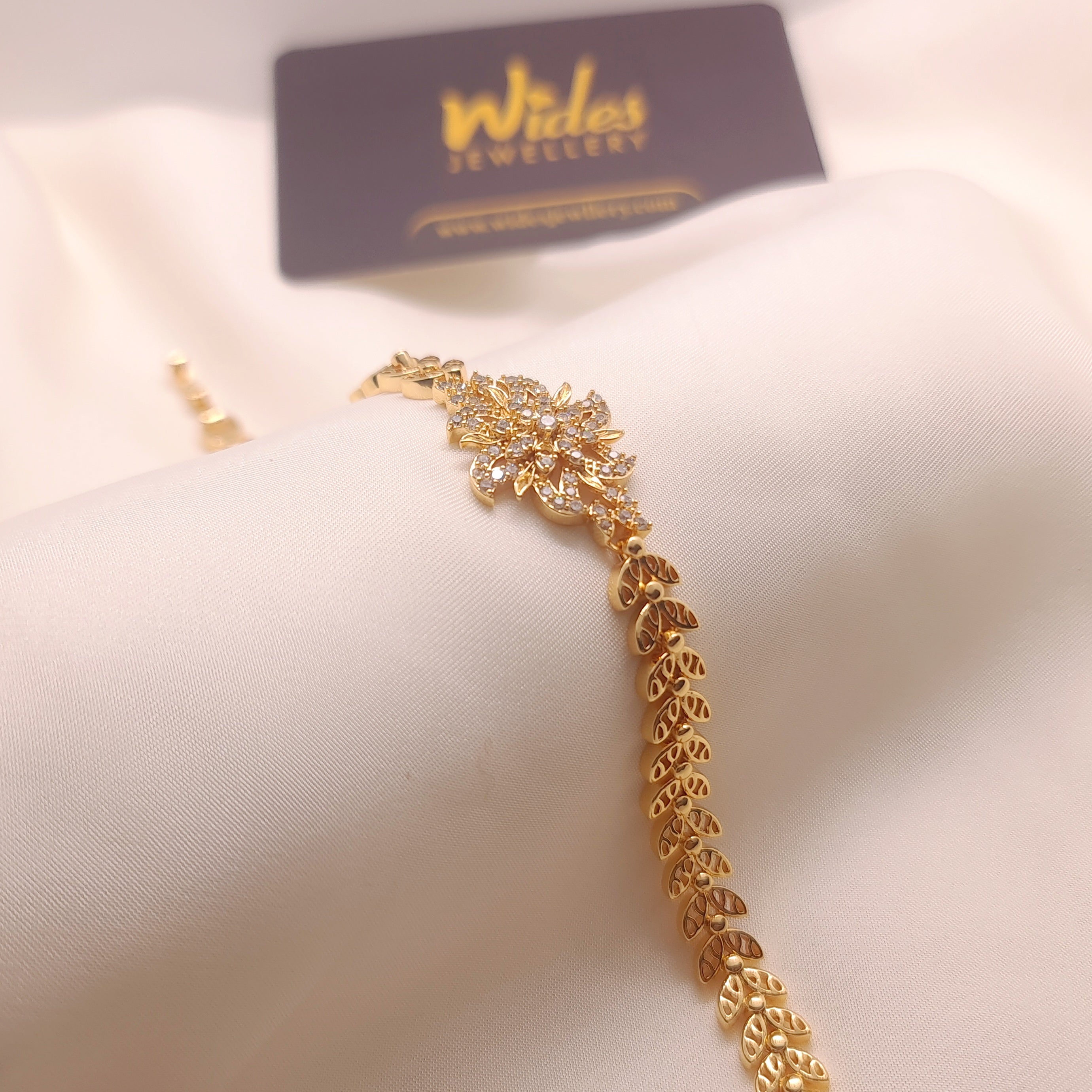 Sparkling Blossom Bracelet for Girls/Women