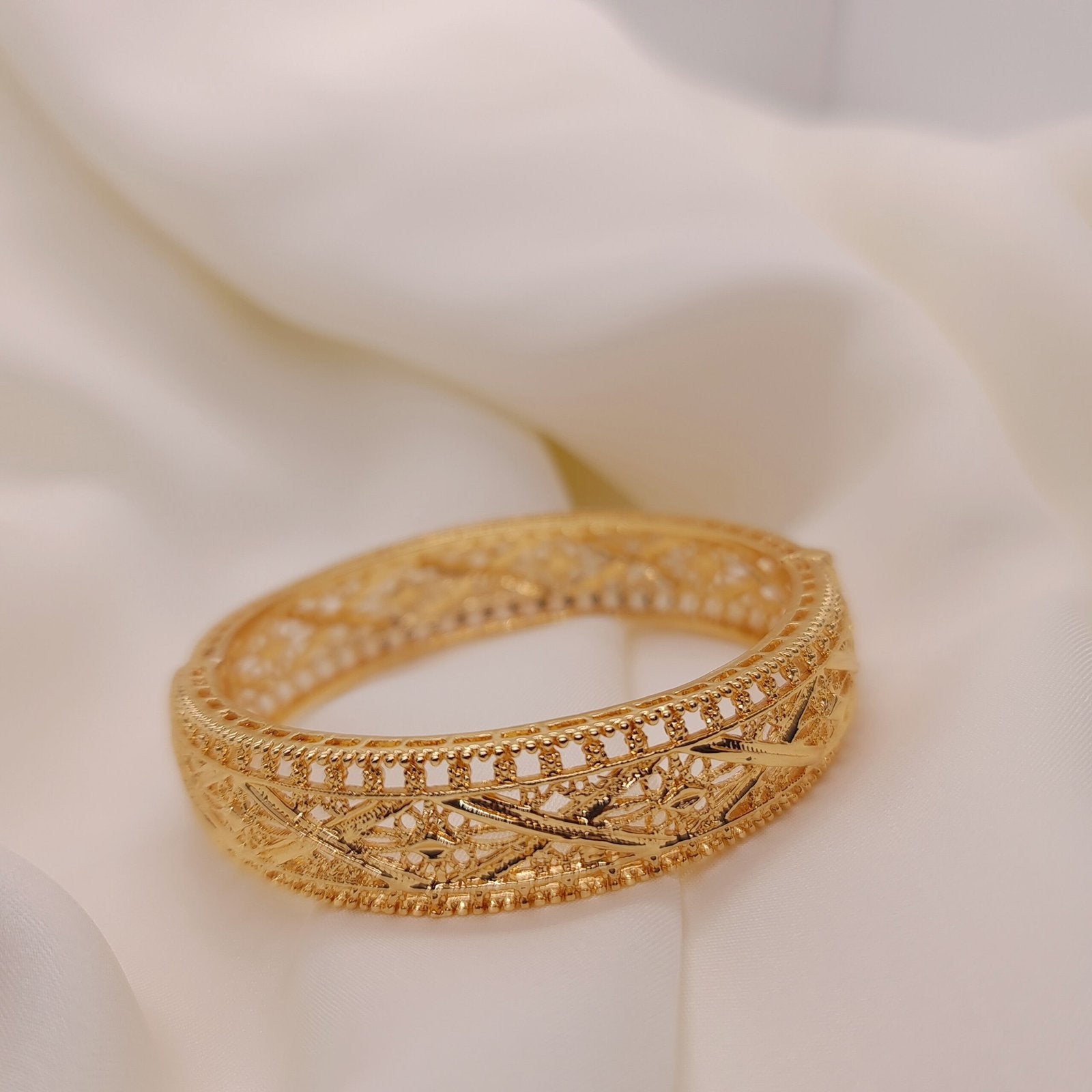 Bangles-021(2)