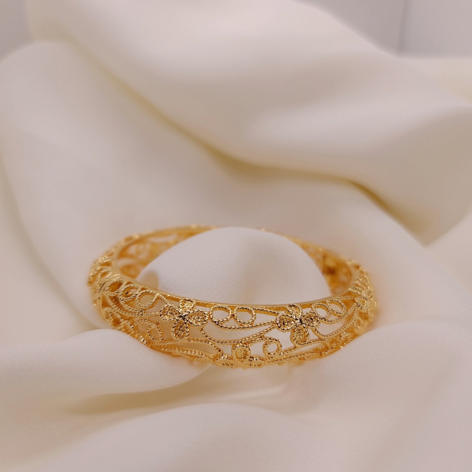 Bangles-022(2)