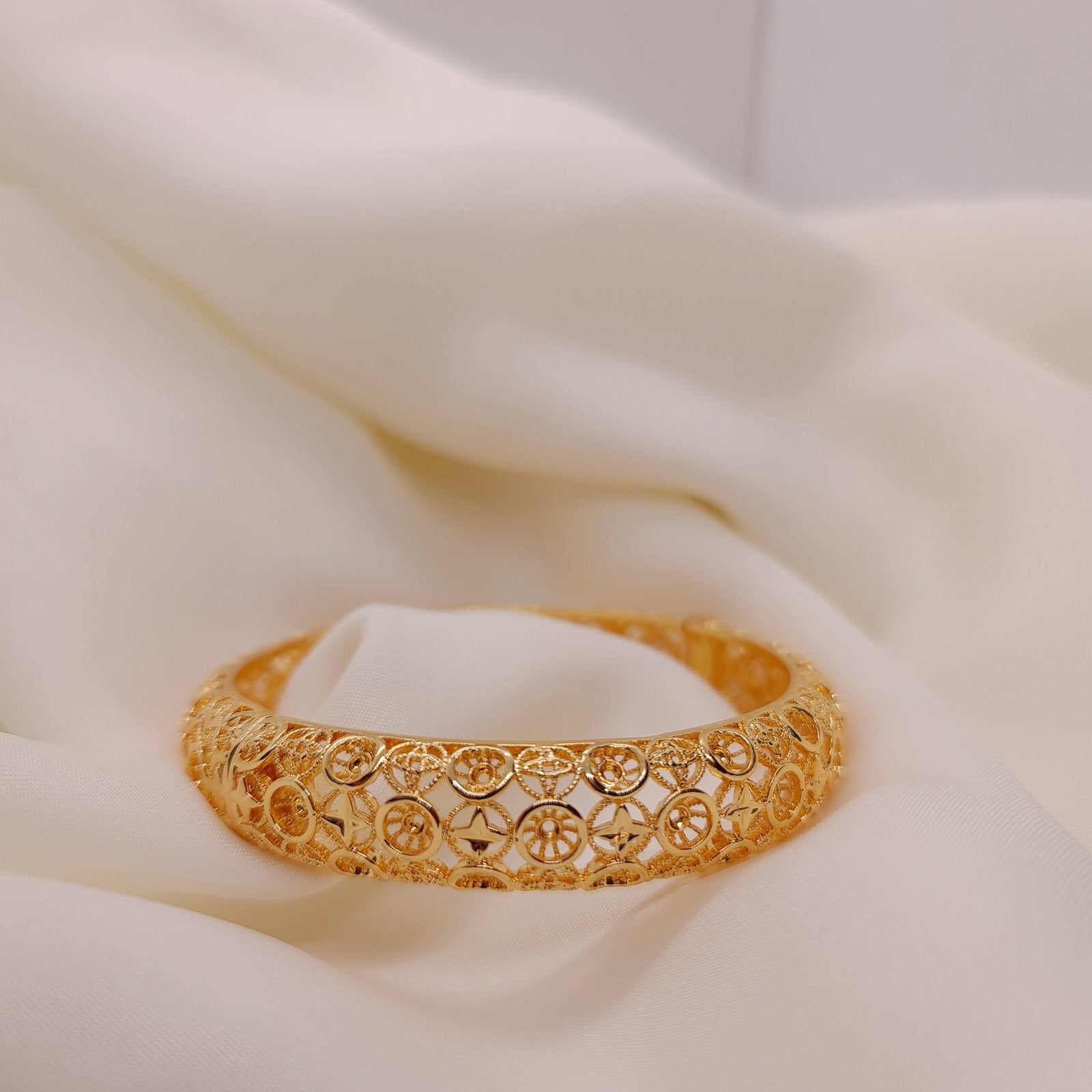Bangles-024(2)