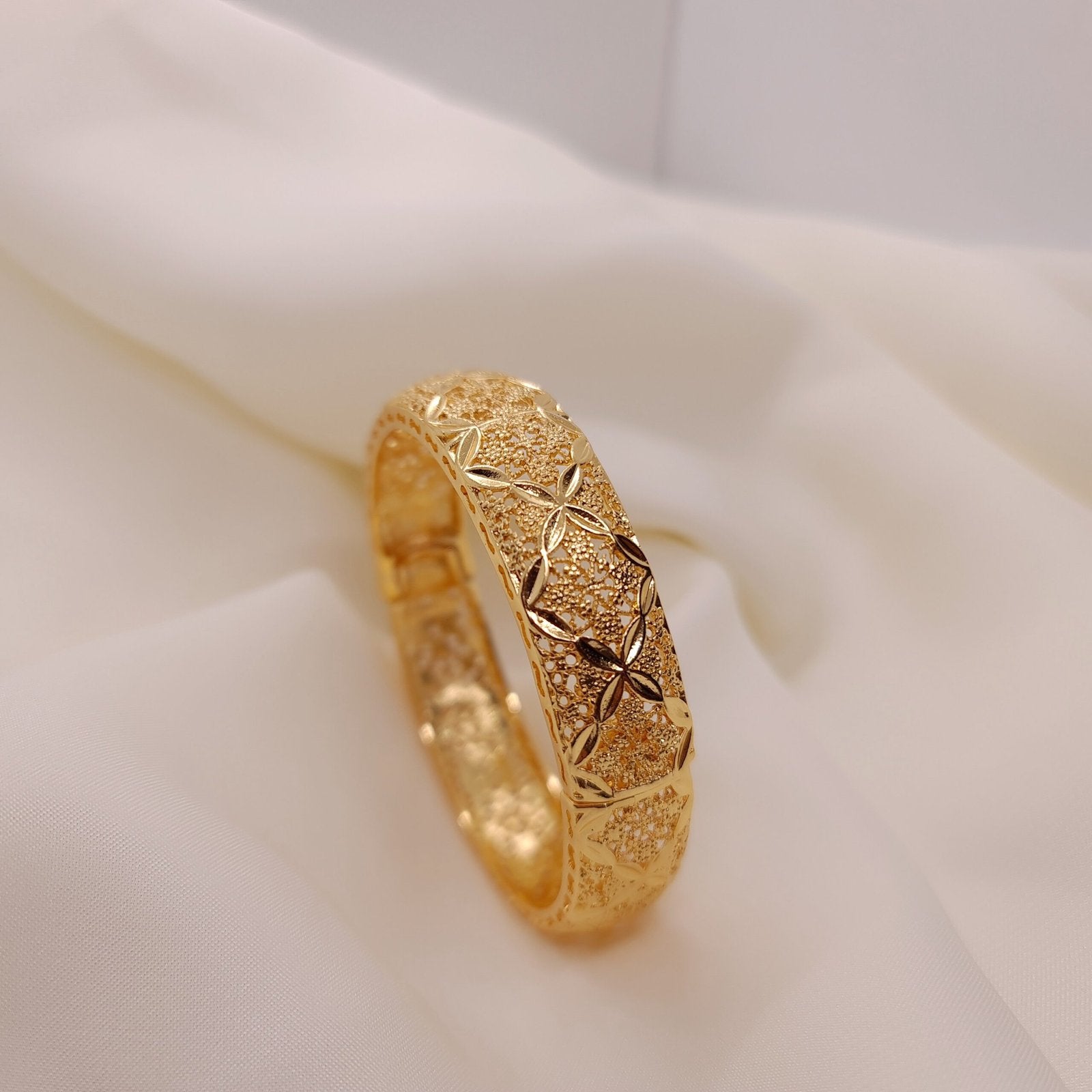 Bangles-025(3)