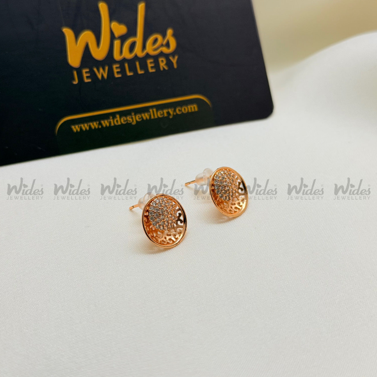 Medallion Studs/Tops for Girls/Women