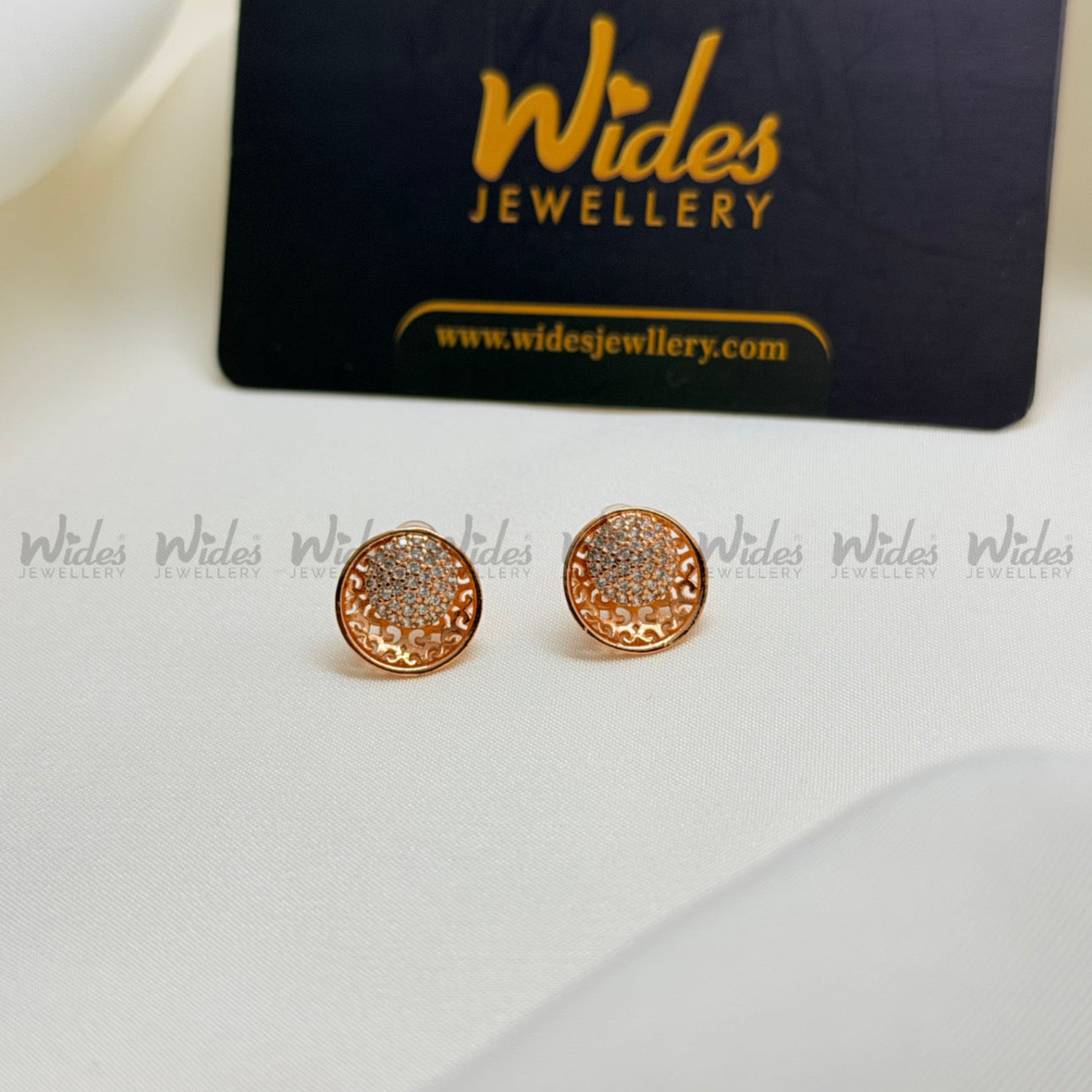Medallion Studs/Tops for Girls/Women