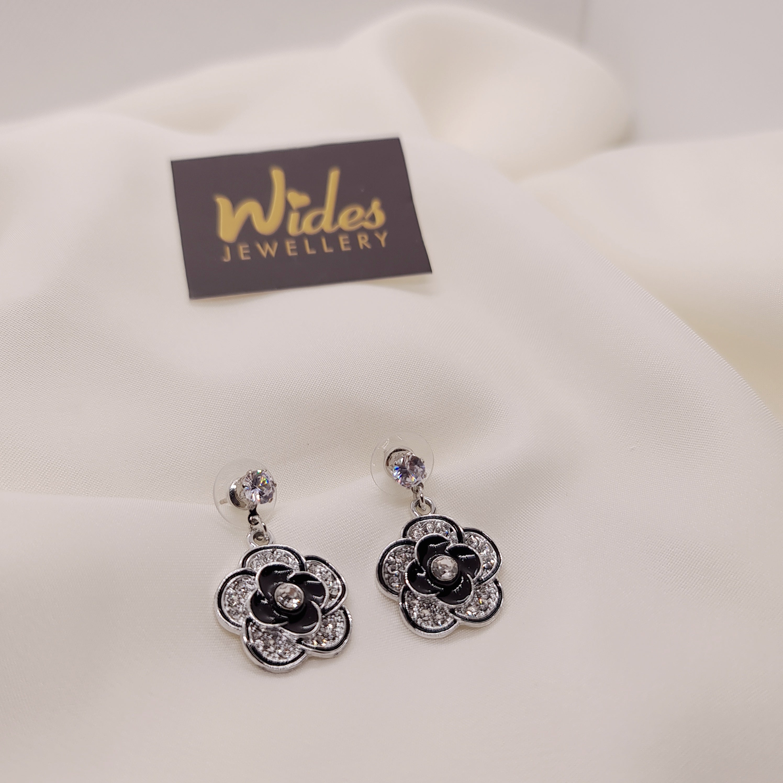 Floral Design Fancy Black And Silver Earrings for Girls/Women