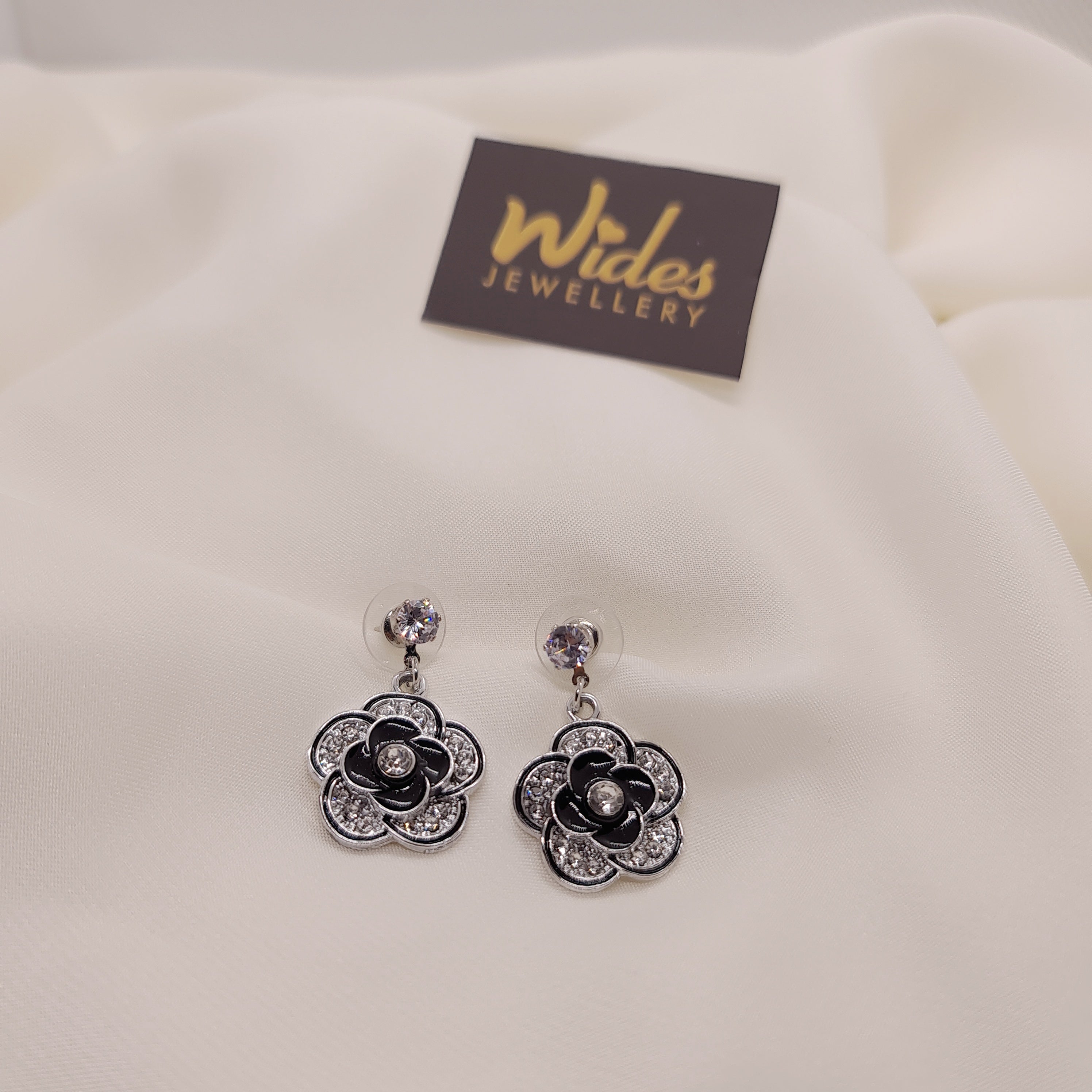 Floral Design Fancy Black And Silver Earrings for Girls/Women