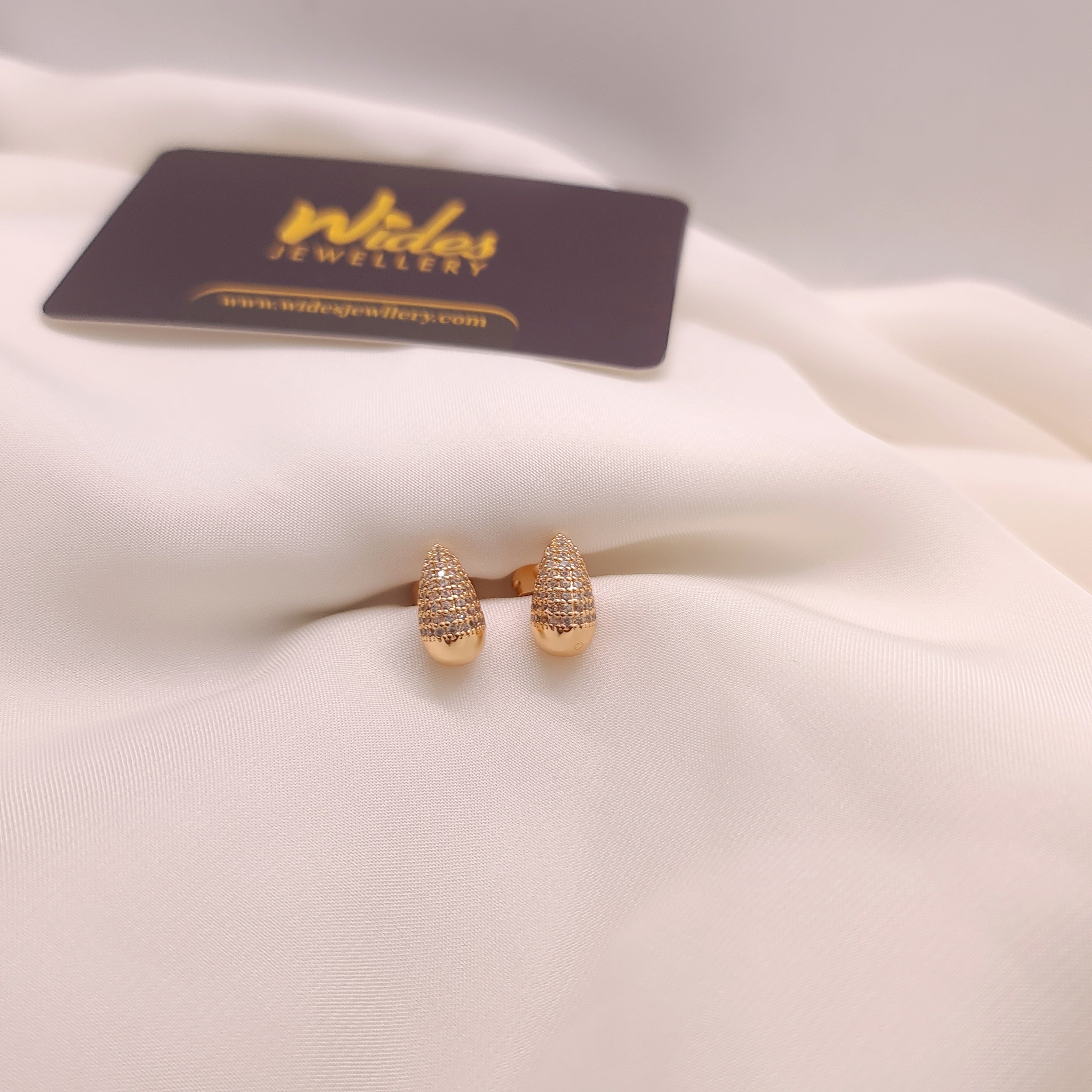 Teardrop Studs for Girls/Women