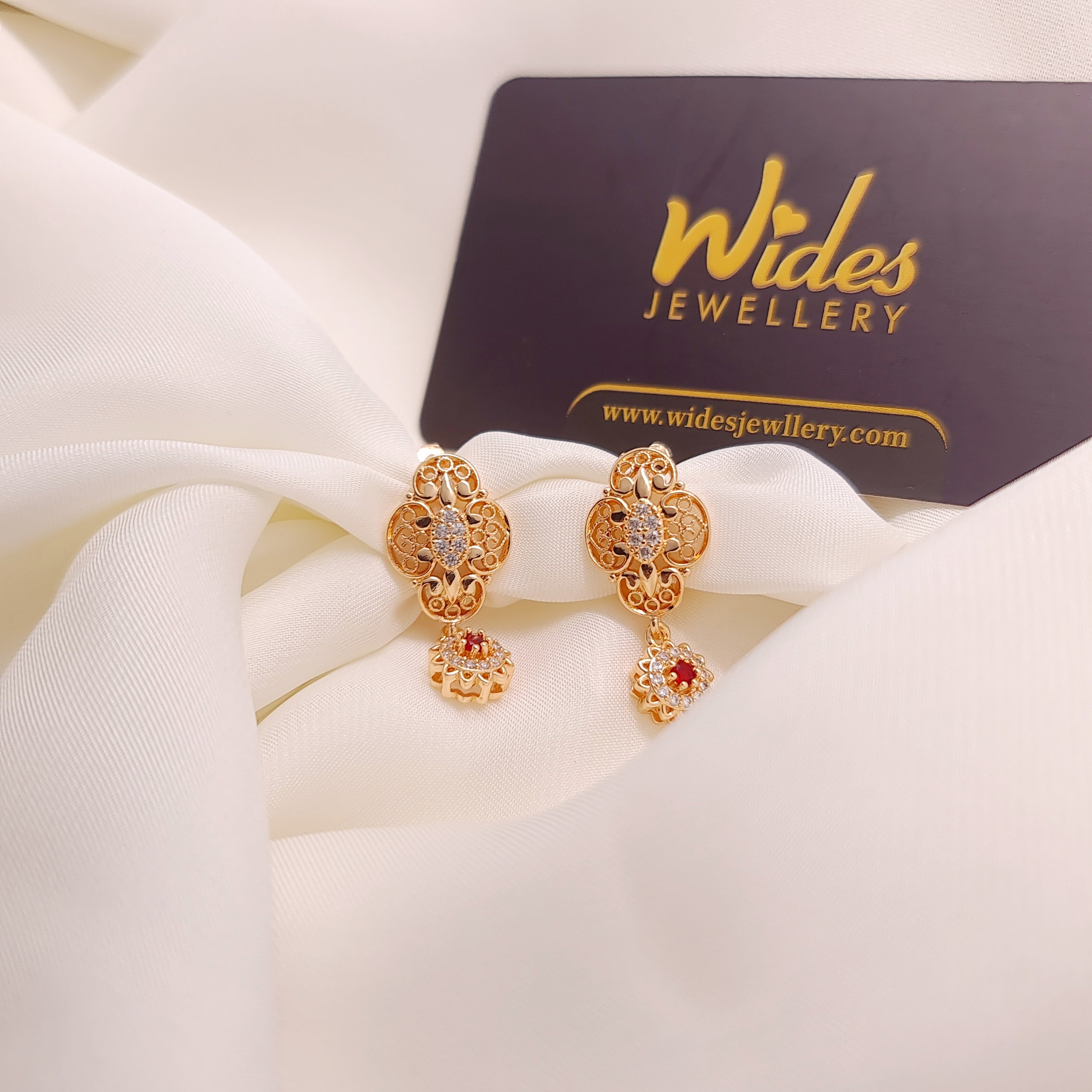 Ornate Clover Earrings for Girls/Women