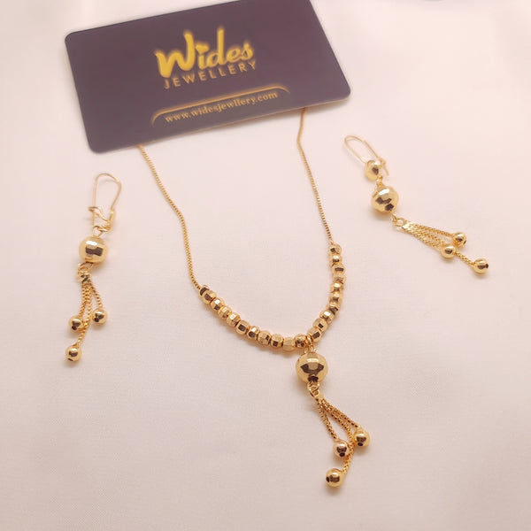 Stylish Gold-Plated Locket Set for Girls/Women