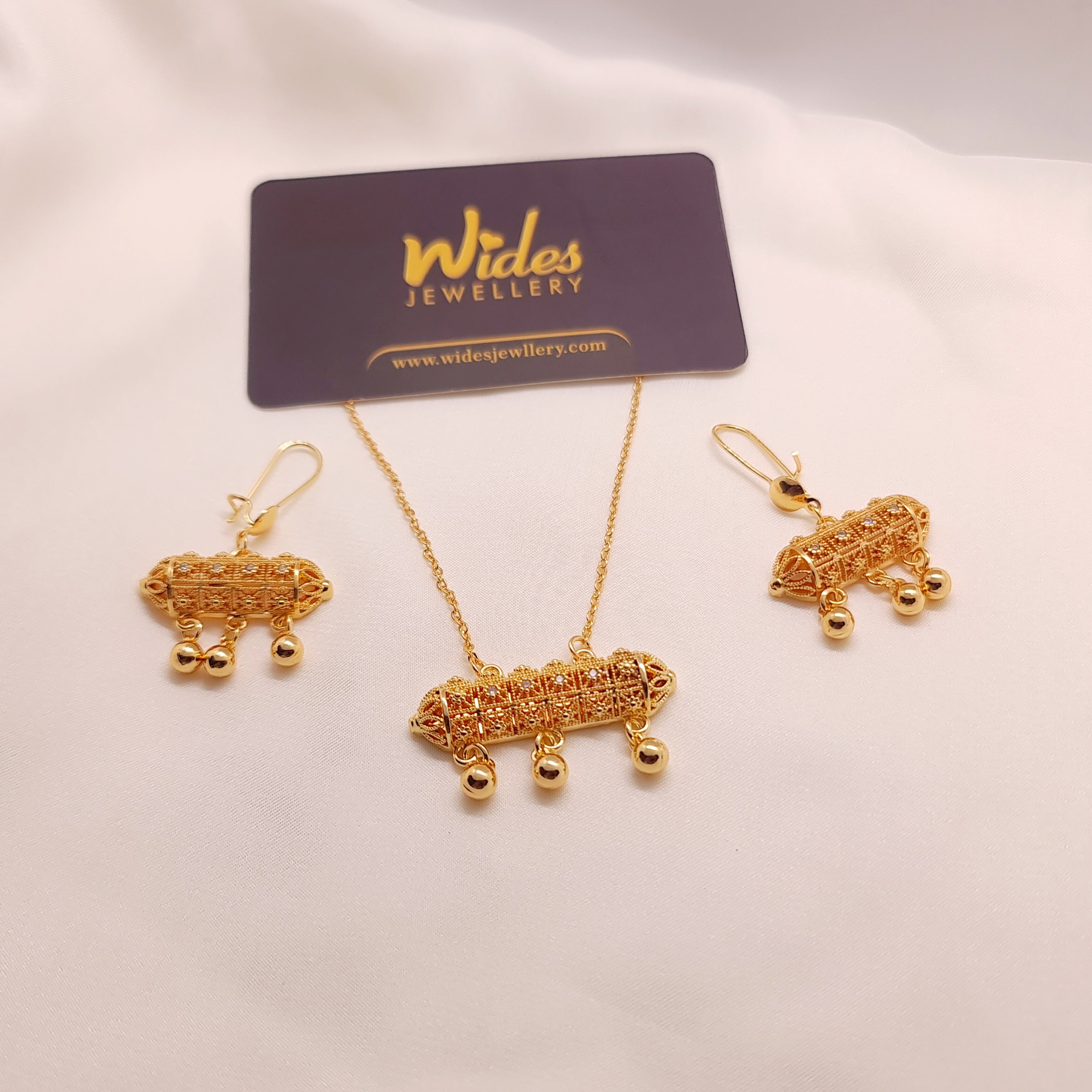 Gold-Plated Pendant Set for Girls/Women