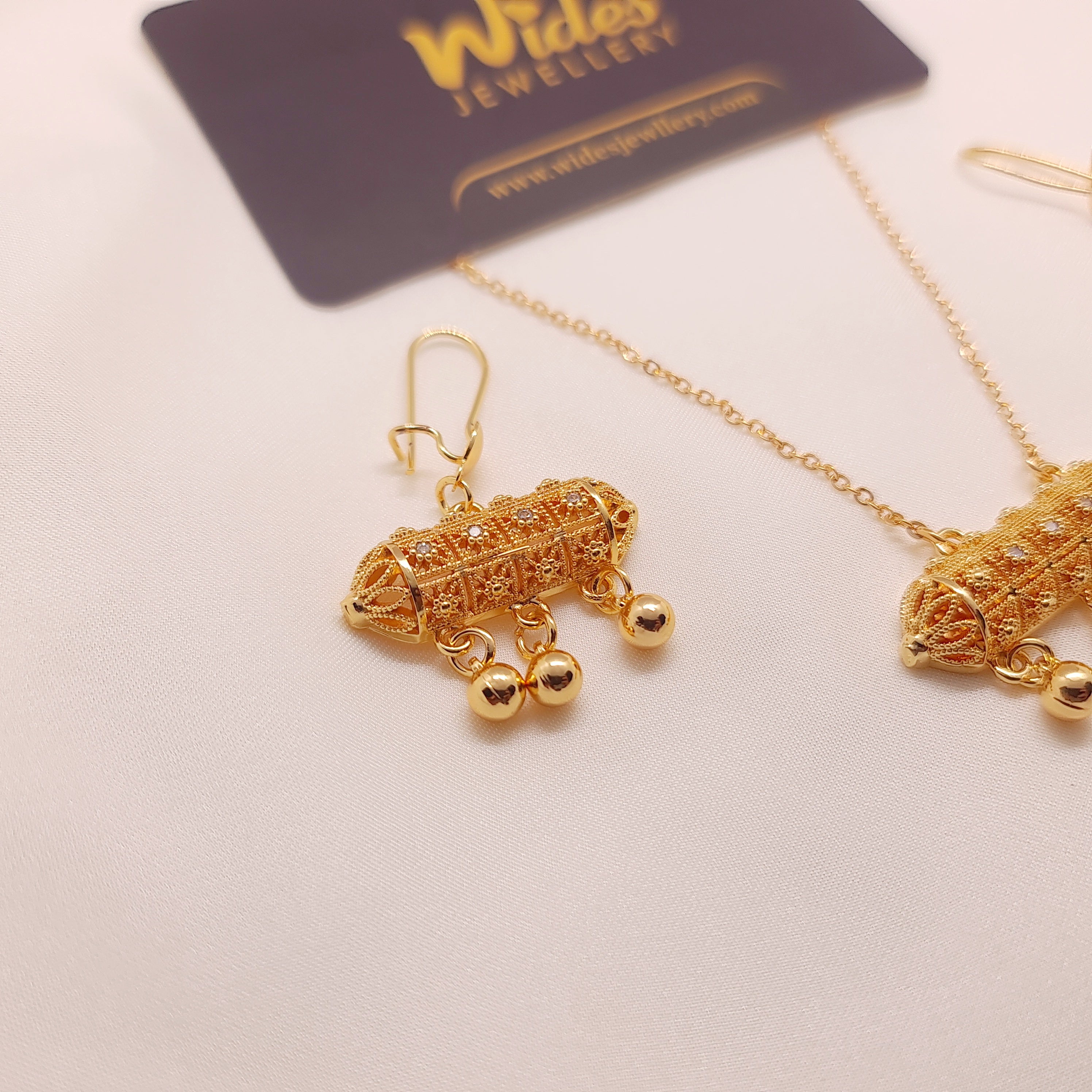 Gold-Plated Pendant Set for Girls/Women