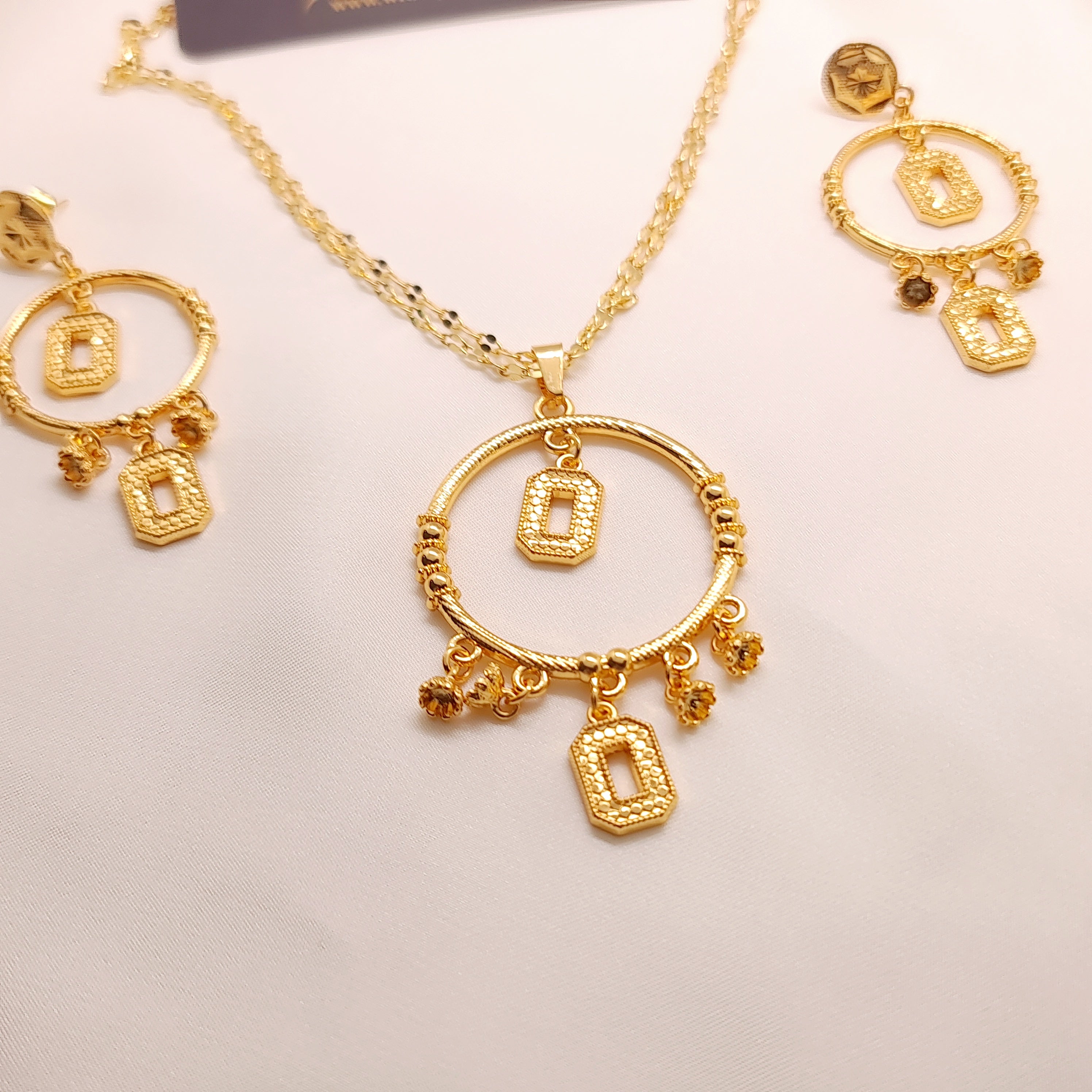 Round Hoop Locket Set for Girls/Women