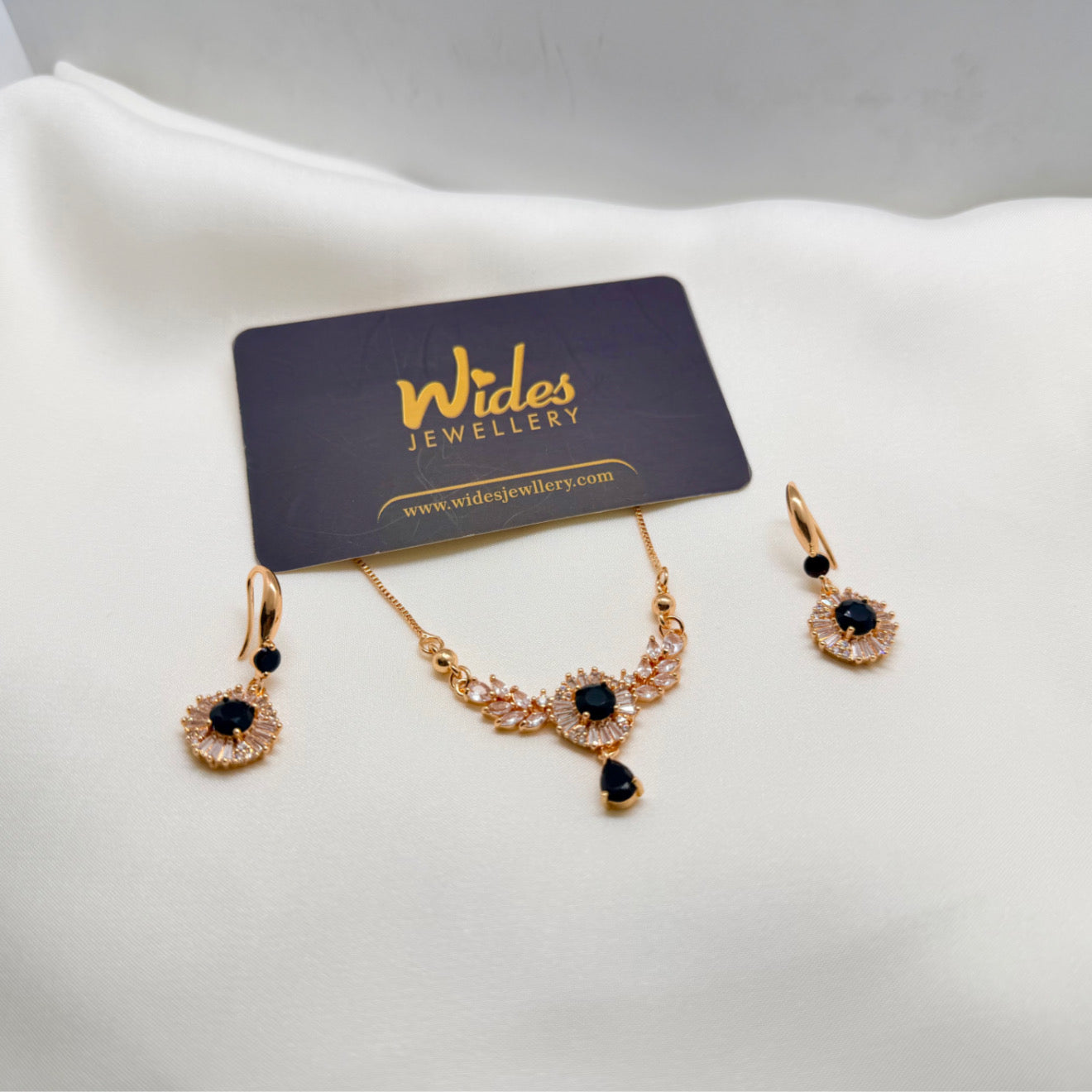 Dark Star Locket Set for Girls/Women