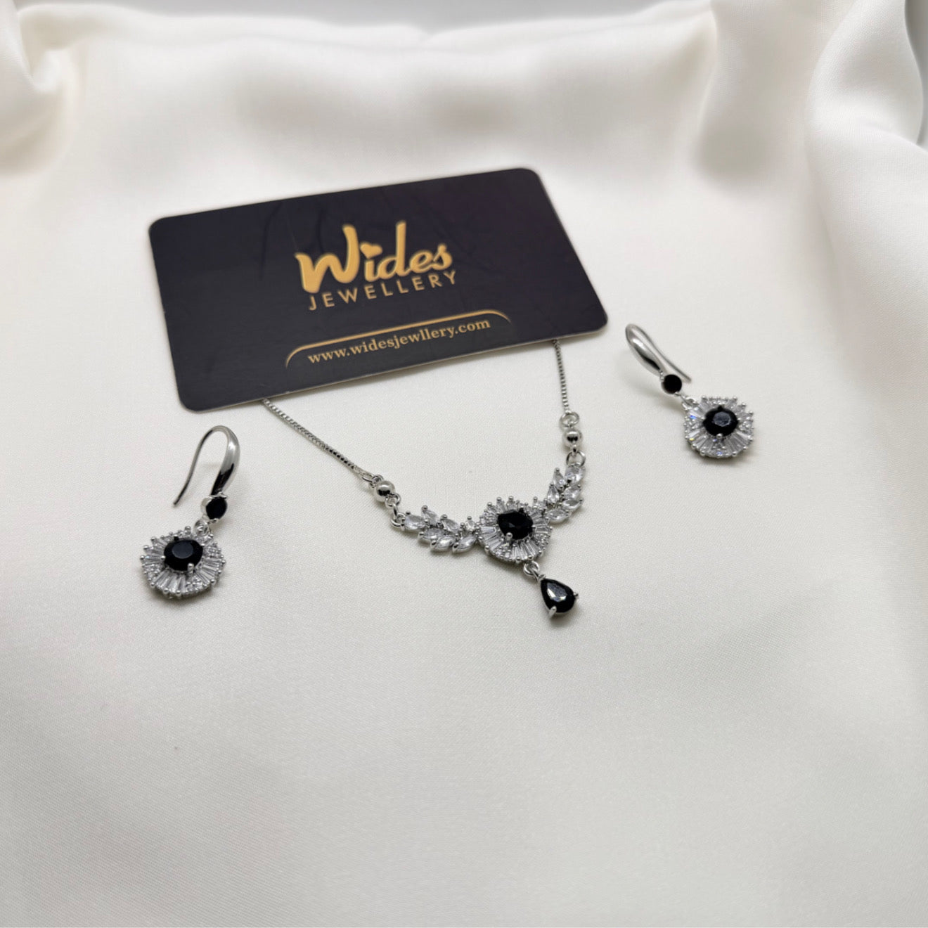 Dark Star Locket Set for Girls/Women