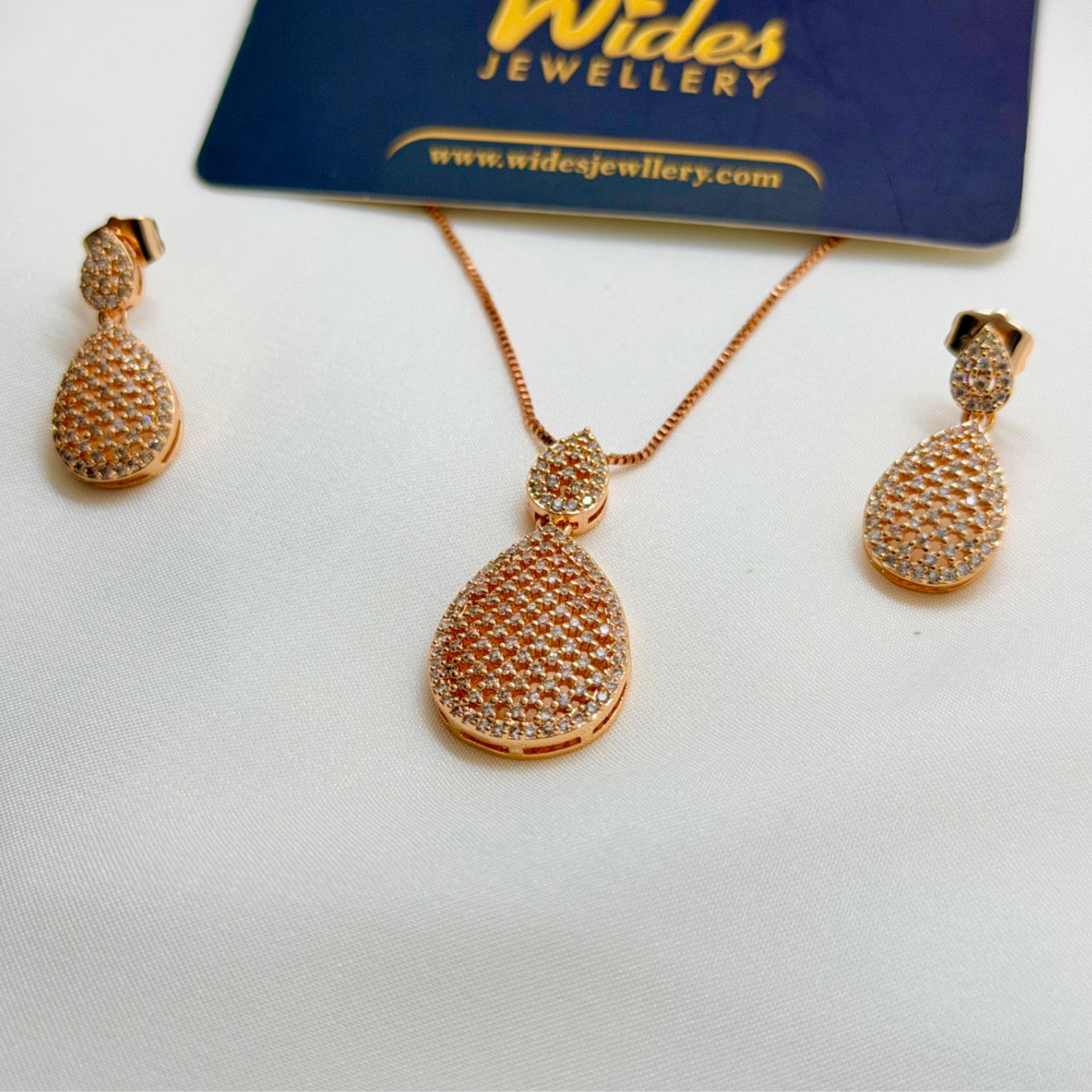 Dewdrop Locket Set for Girls/Women