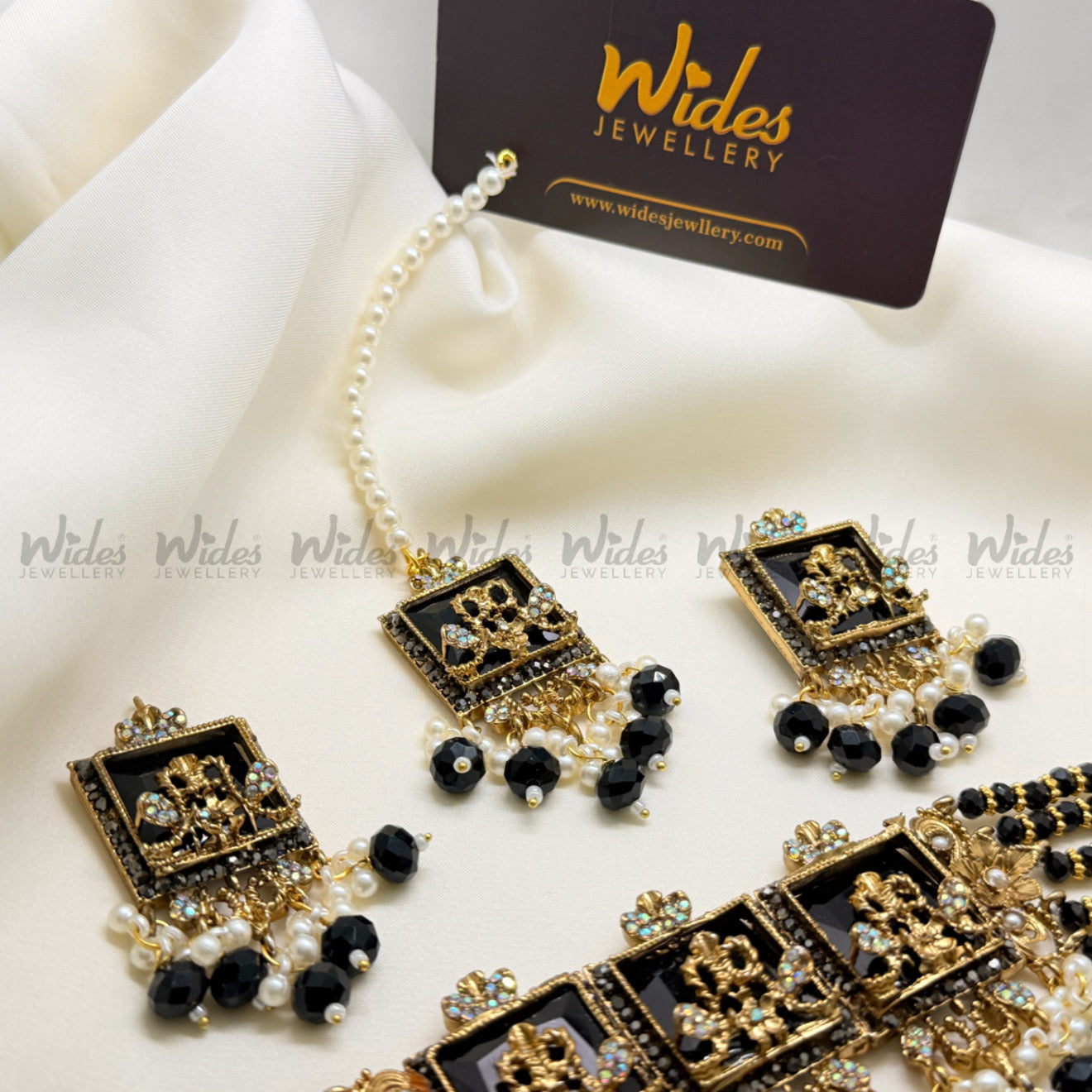 Noir Empress Choker/Necklace for Girls/Women