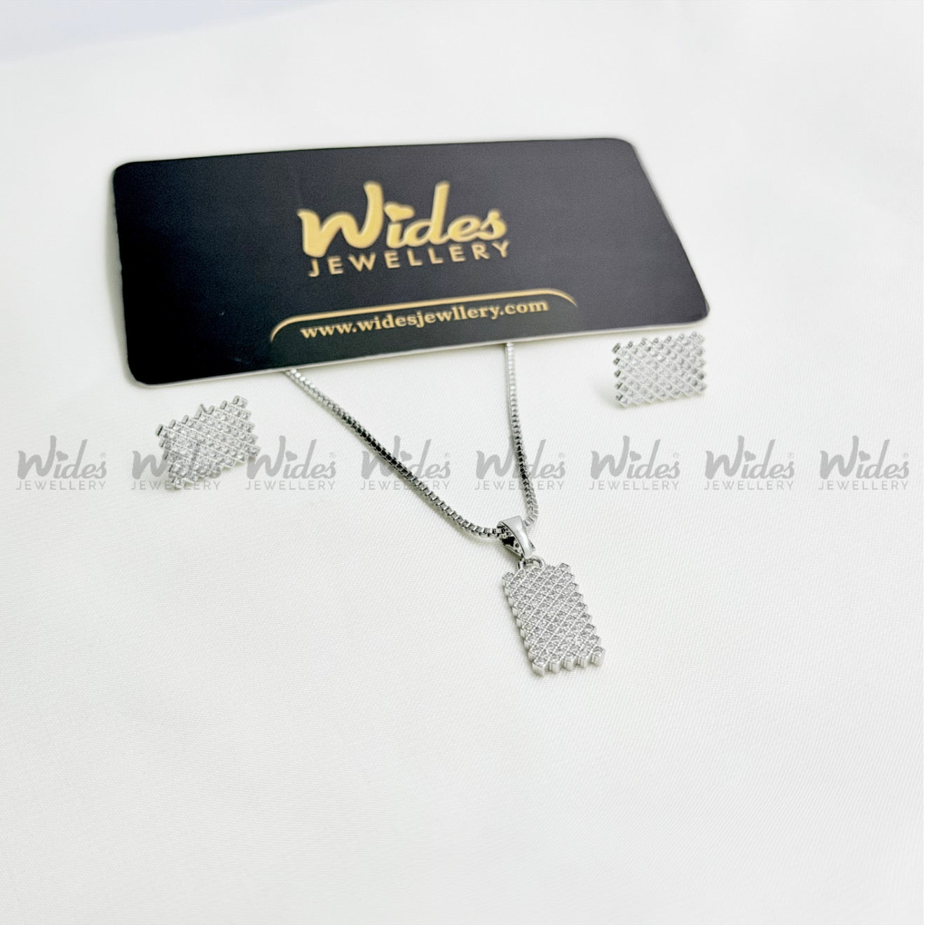 Aurelia Tiled Locket Set for Girls/Women