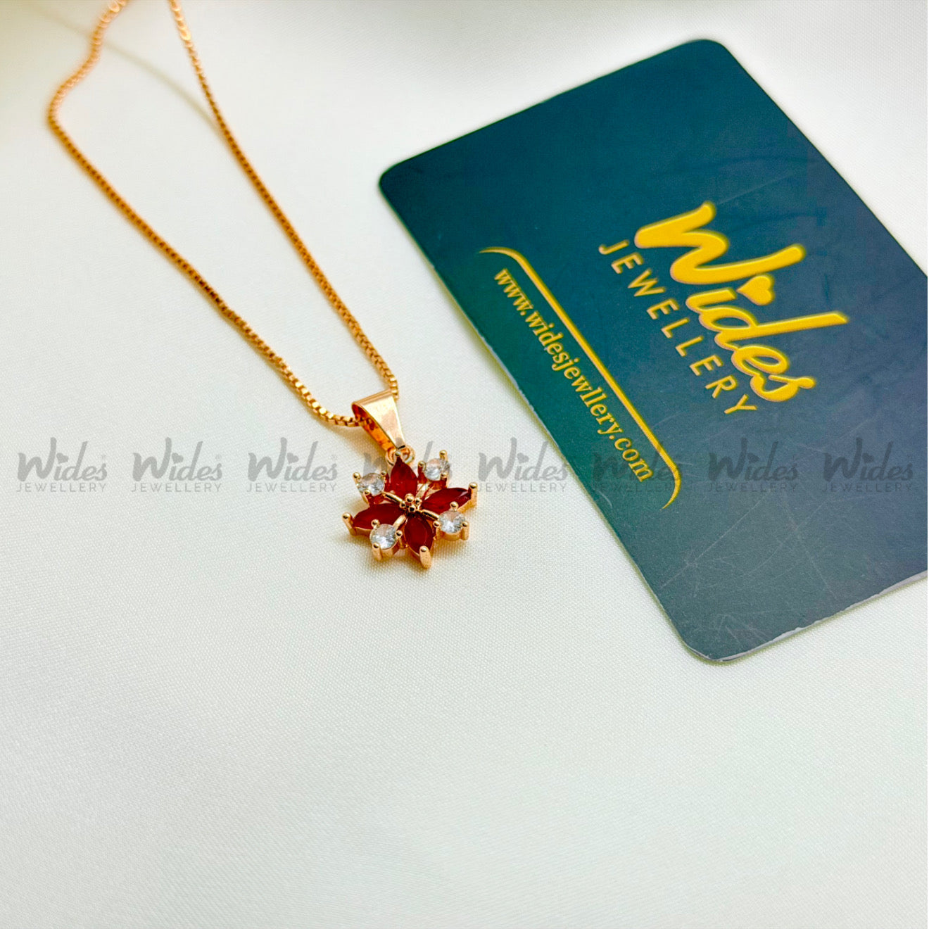 Onyx Aurora Pendant for Girls/Women