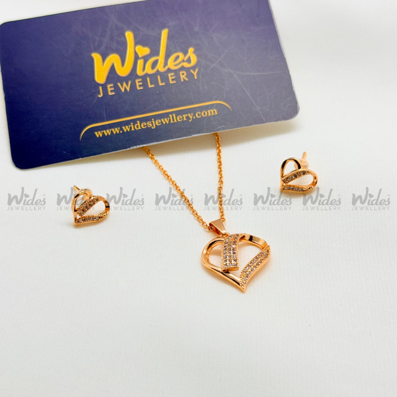 Eternal Heart Locket Set for Girls/Women