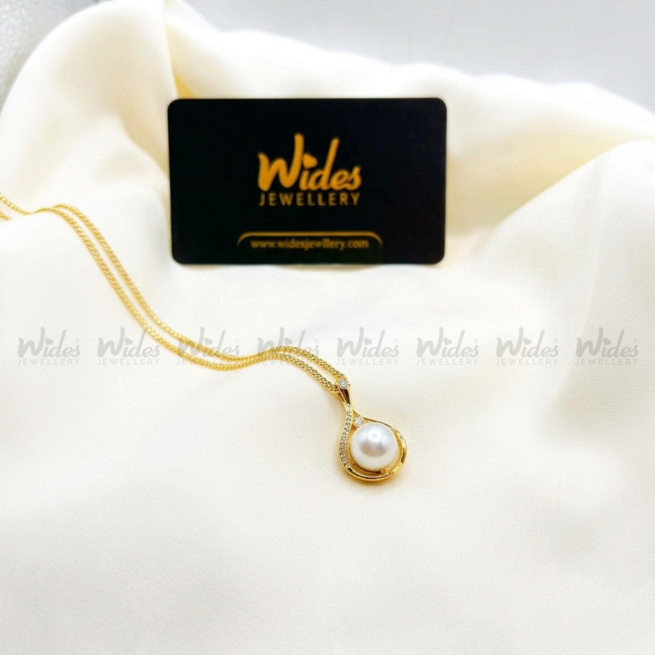 Pearl Nest Locket for Girls/Women