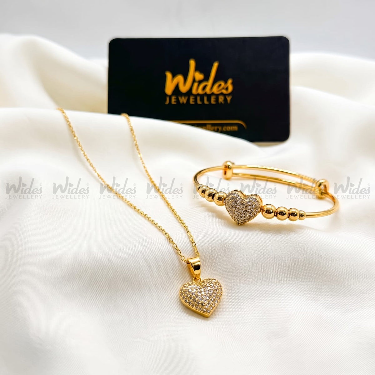 Aura Heart Locket Set for Girls/Women