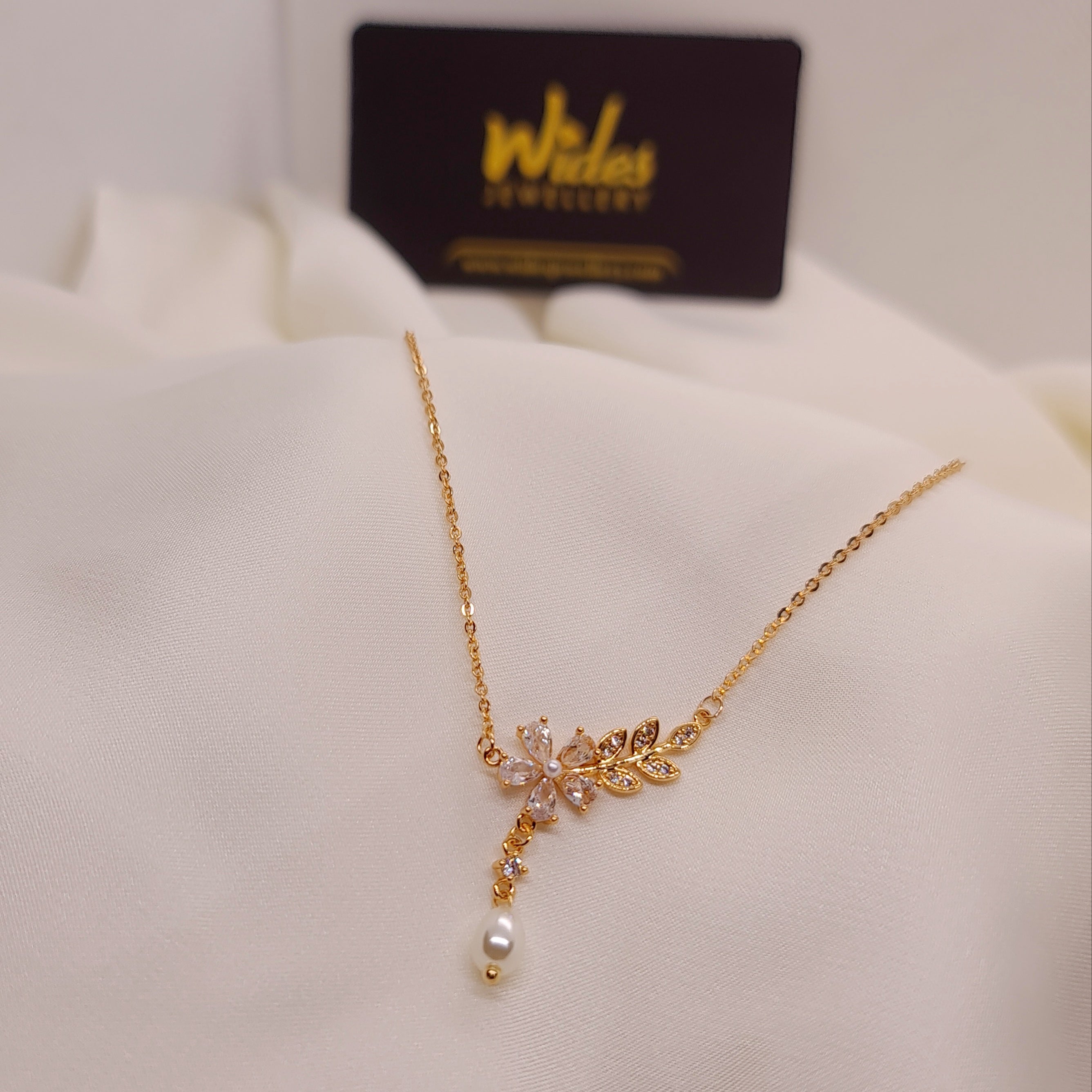 Prettiest Design Crystal Golden Chain Locket for Girls/Women
