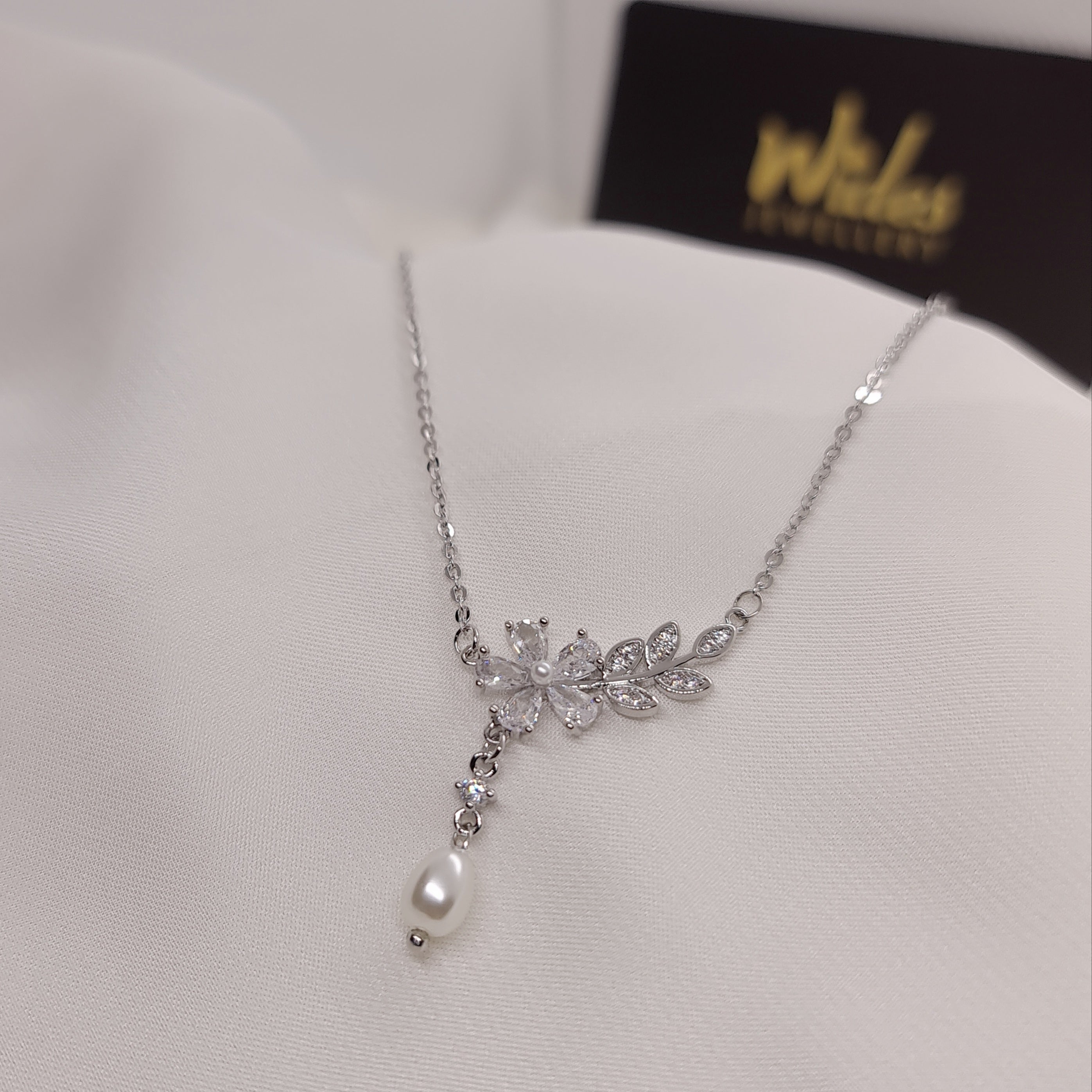 Prettiest Design Crystal Golden Chain Locket for Girls/Women