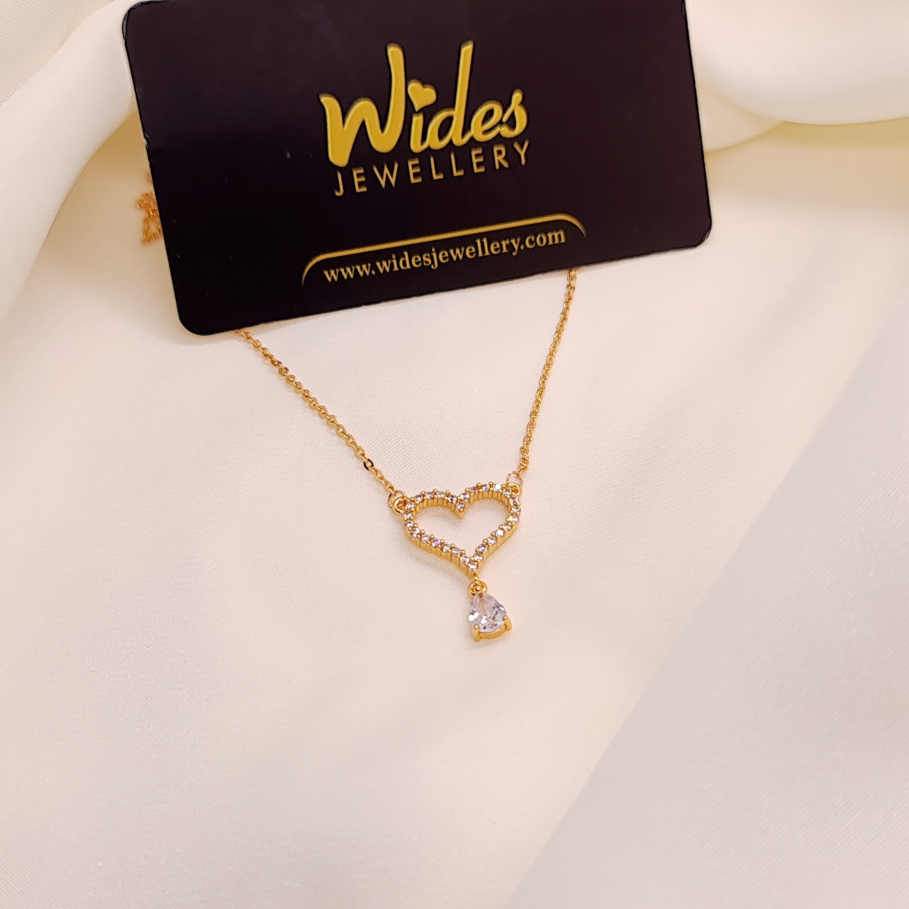 Luxurious Heart Chain Locket for Girls/Women