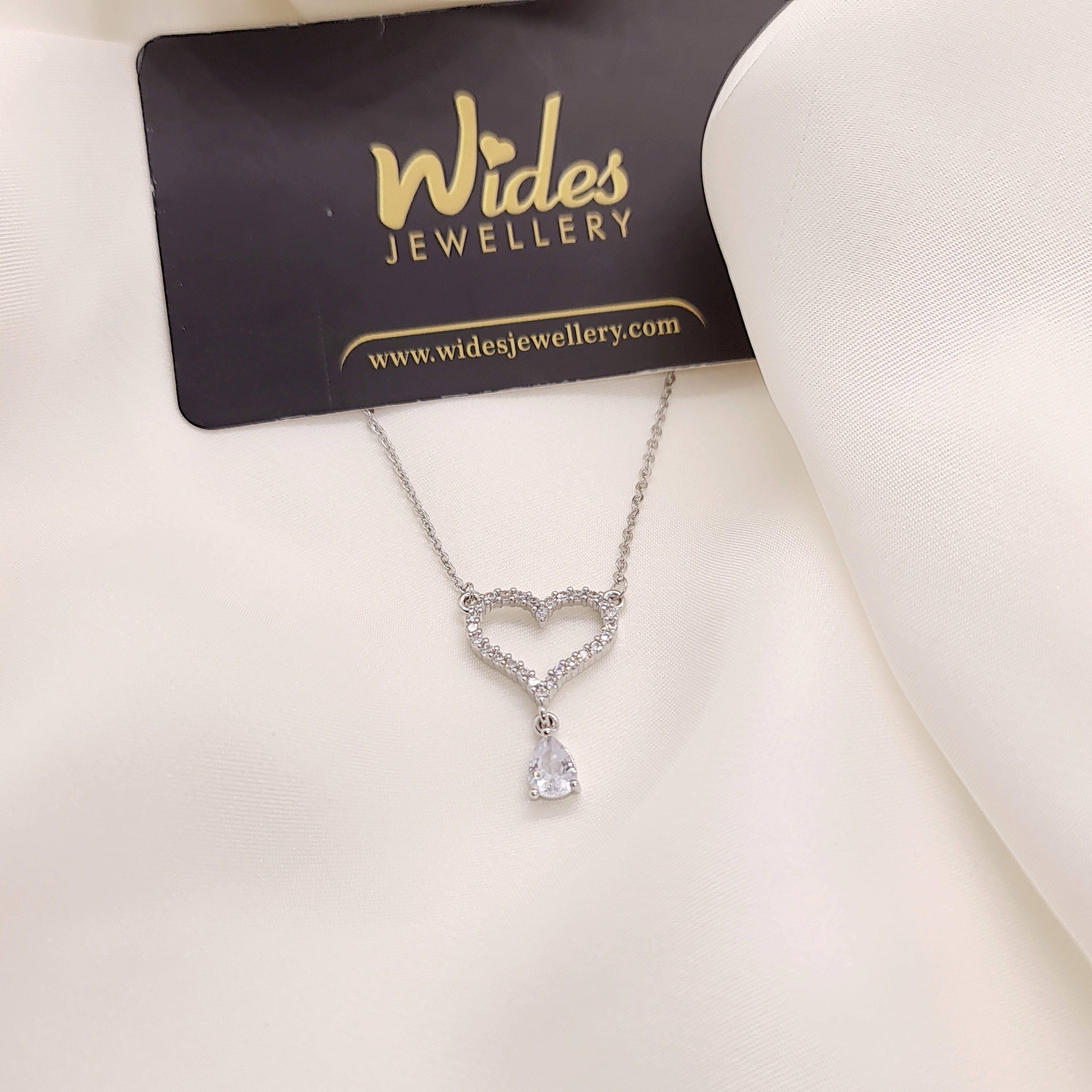 Luxurious Heart Chain Locket for Girls/Women