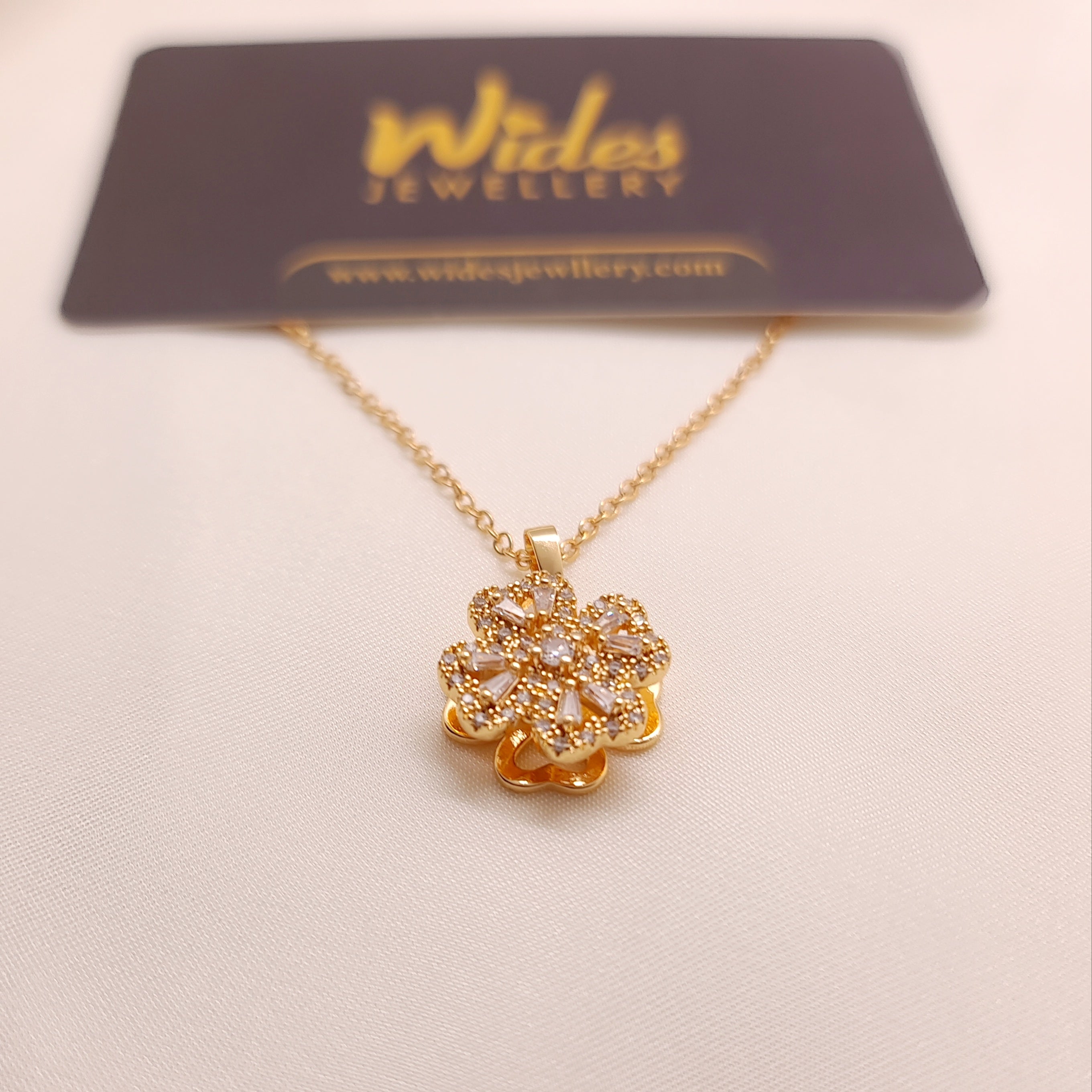 Elegant Spinner Locket for Girls/Women