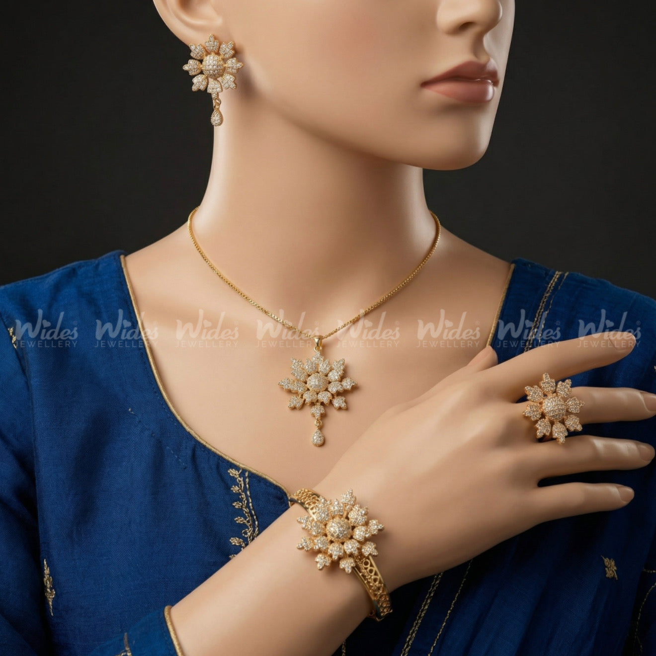 Petal 4-in-1 Locket Set for Girls/Women