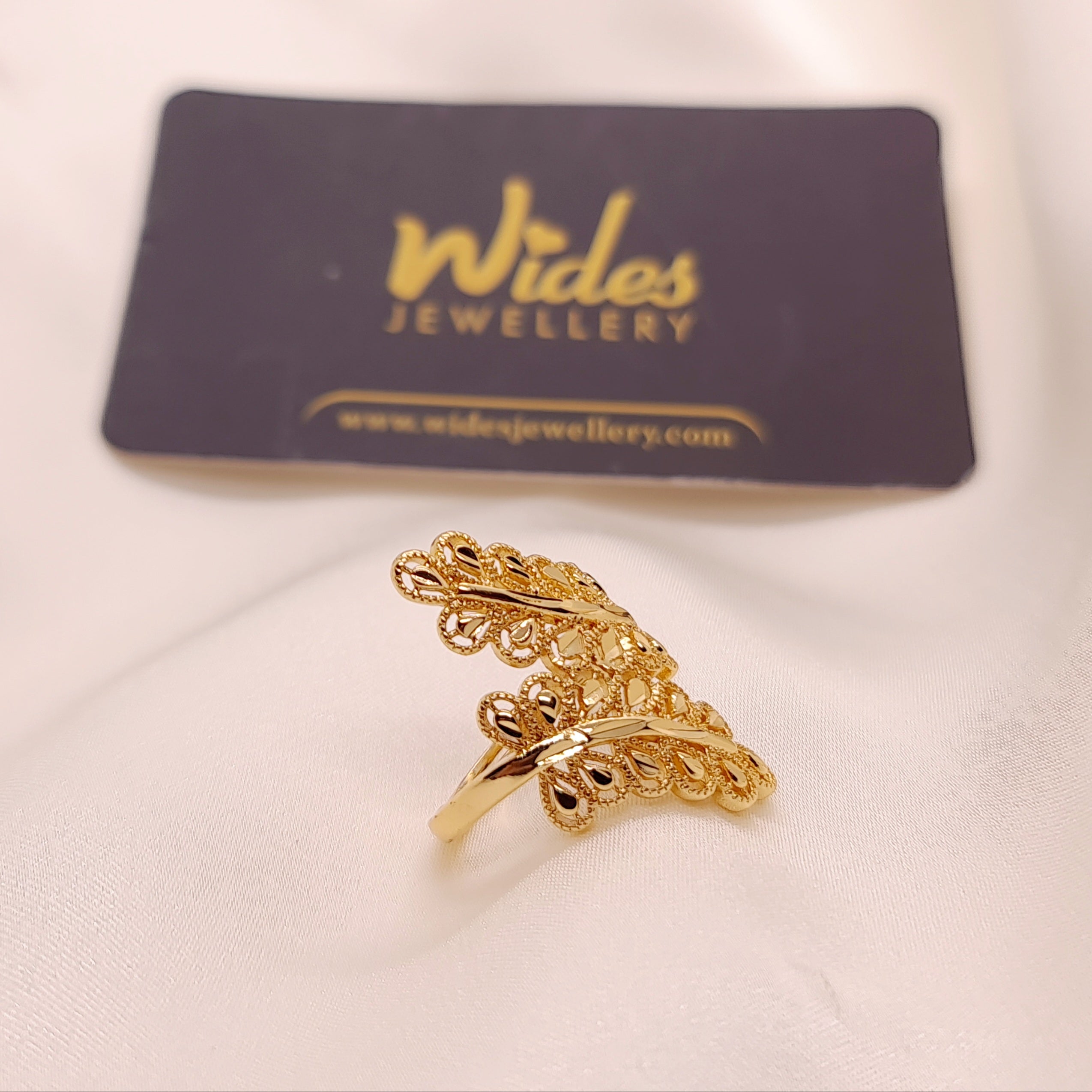Unique Style Gold Plated Ring for Girls/Women