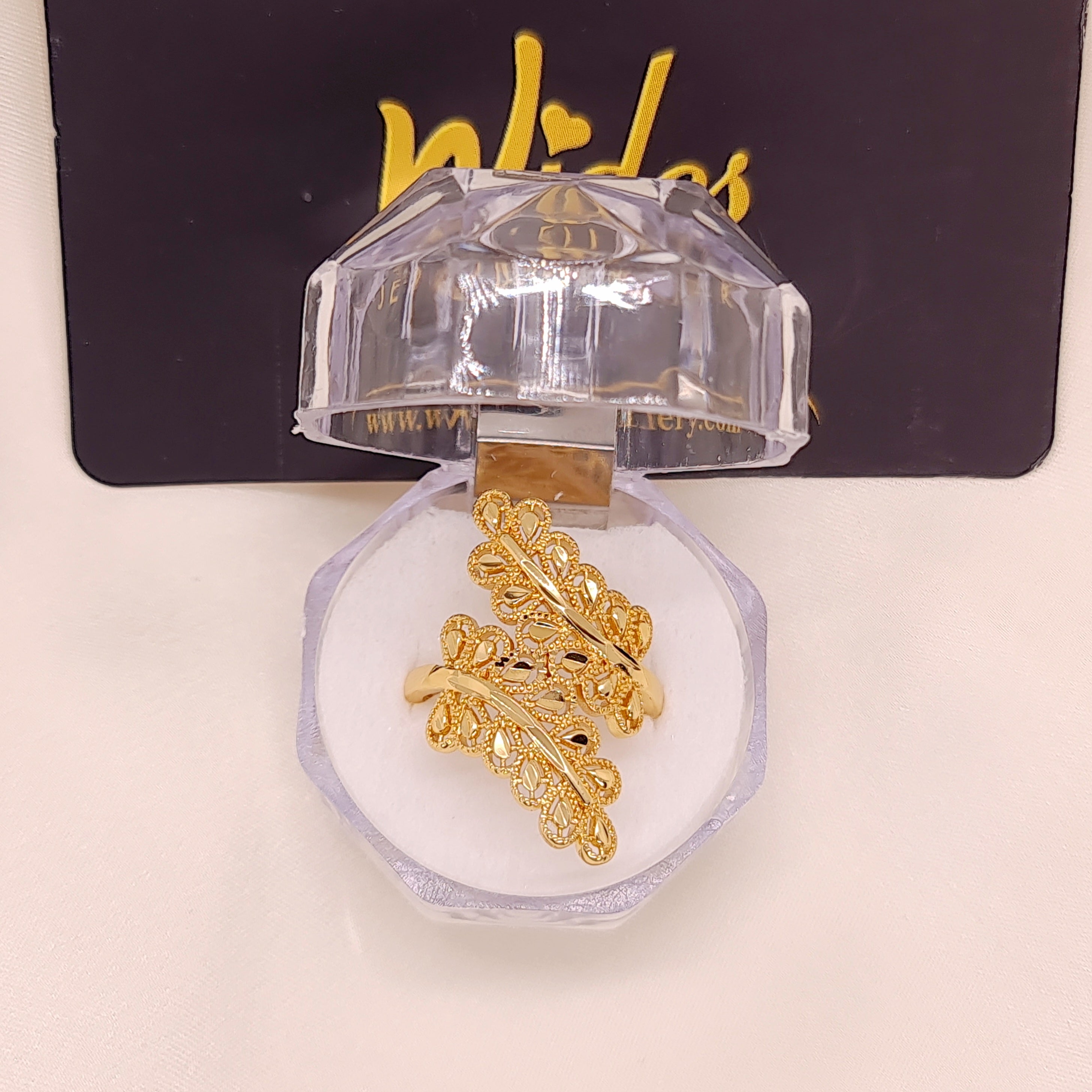 Unique Style Gold Plated Ring for Girls/Women