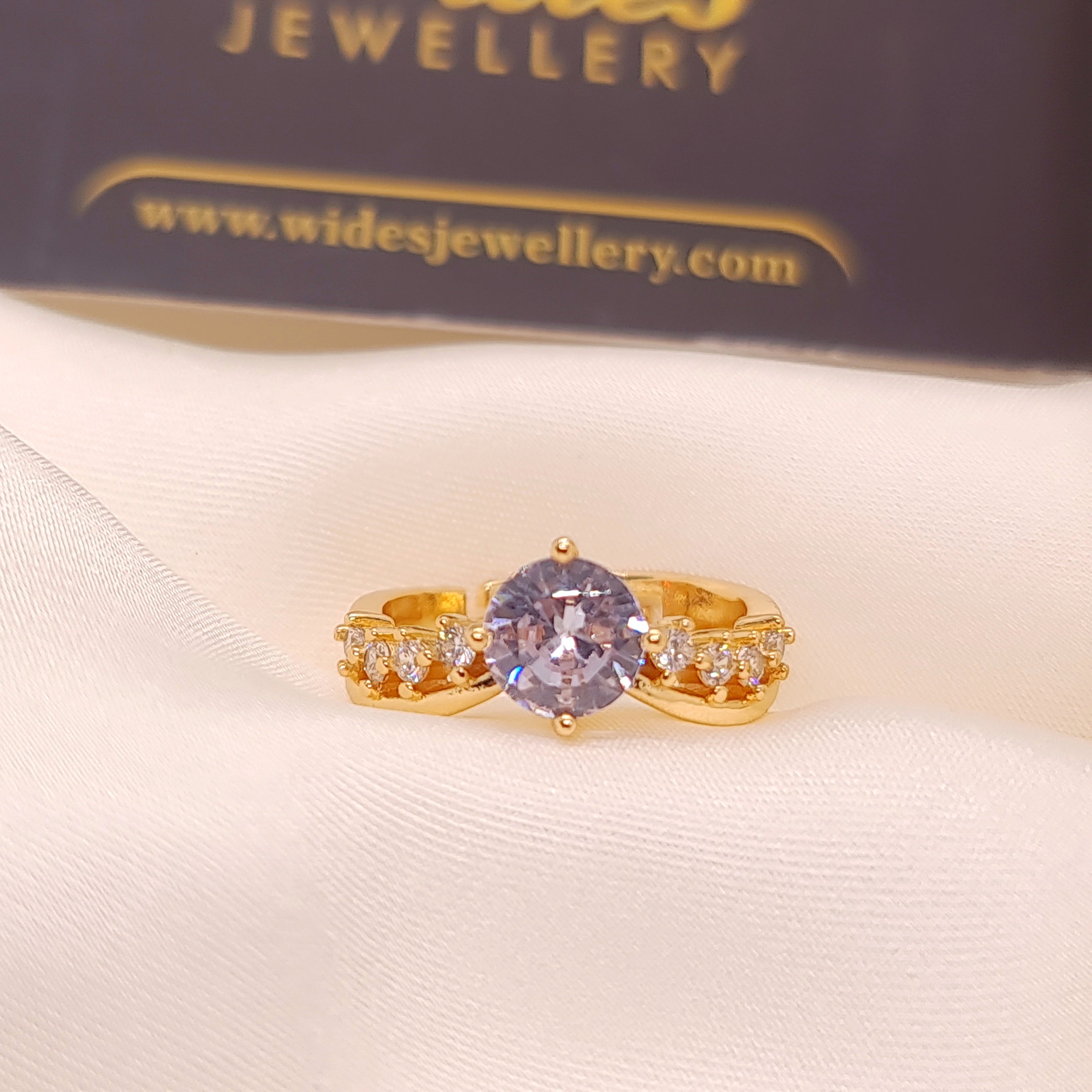 Sapphira ring for Girls/Women