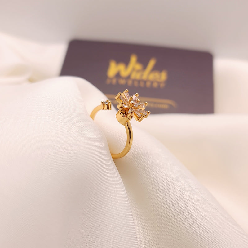 Sparkling Flower Spinner Ring for Girls/Women