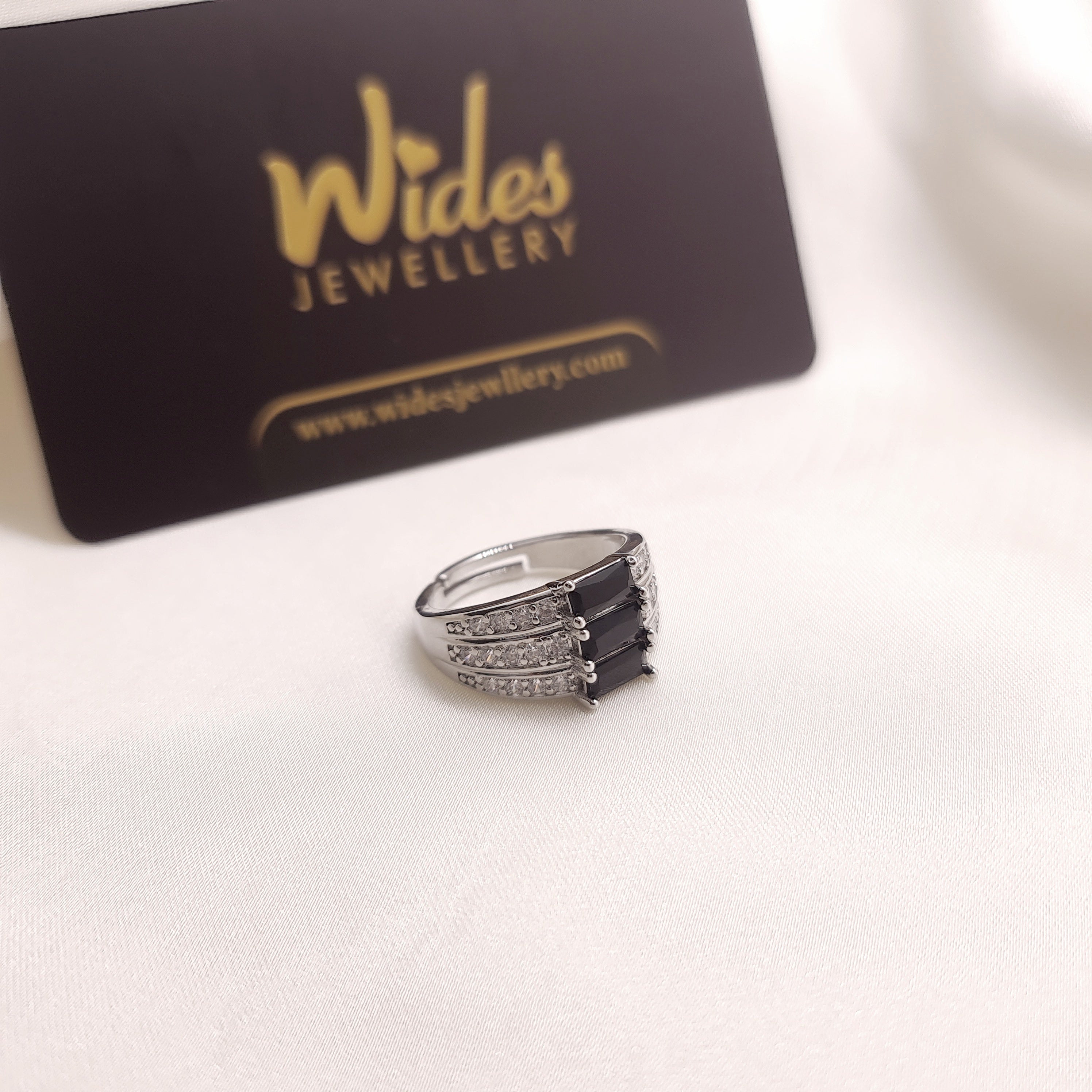 Modern Step Ring for Girls/Women