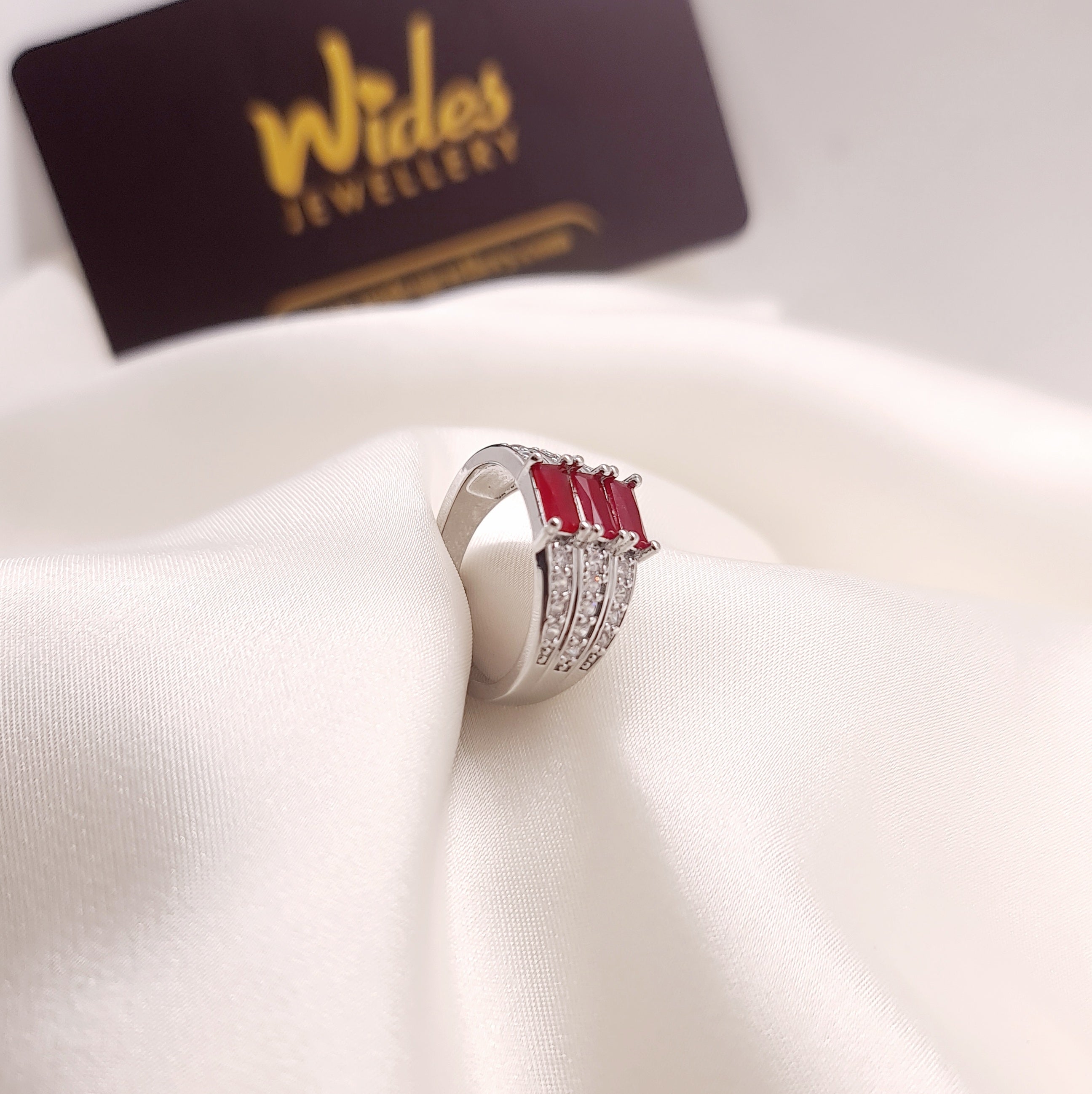 Modern Step Ring for Girls/Women